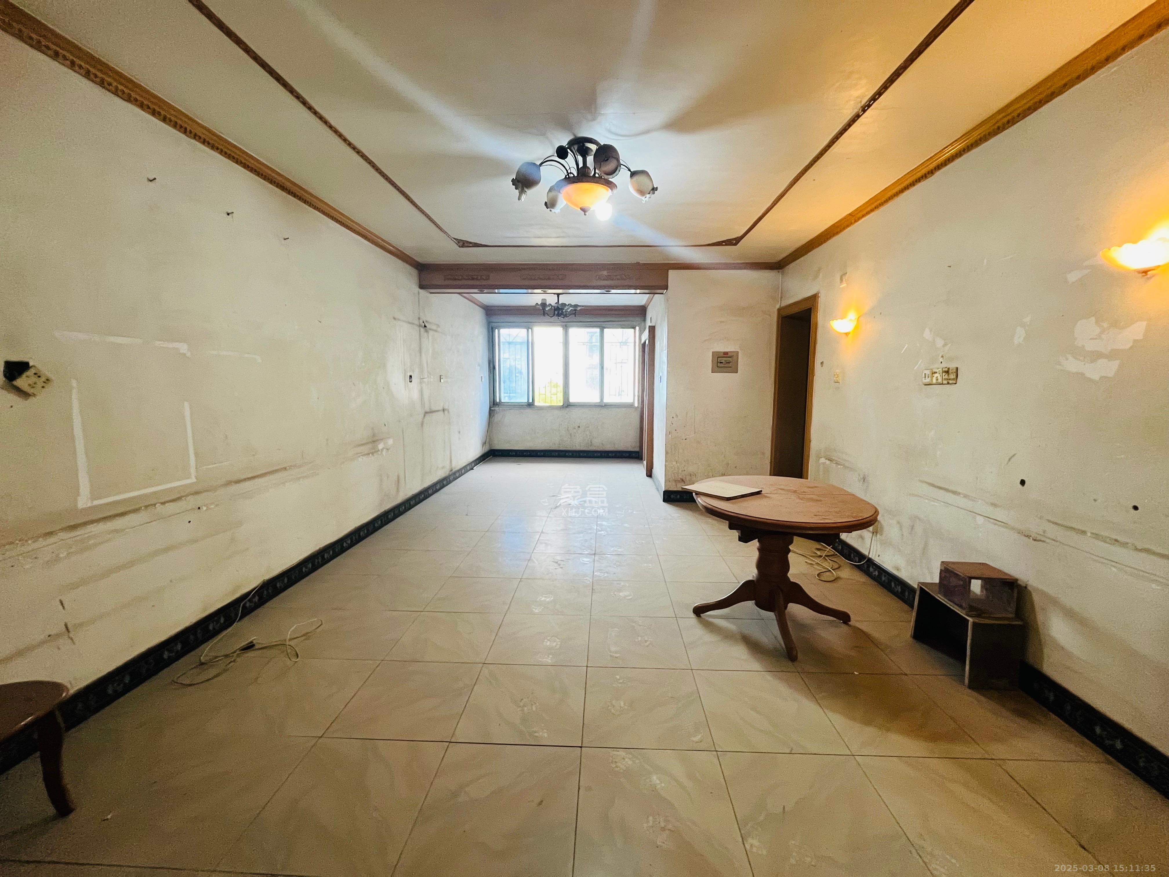 南大桥安居城(百姓市场) 3室2厅1卫 1600.0元/月 南大桥安居城(百姓市场) 3室2厅1卫 1600.0元/月室内图