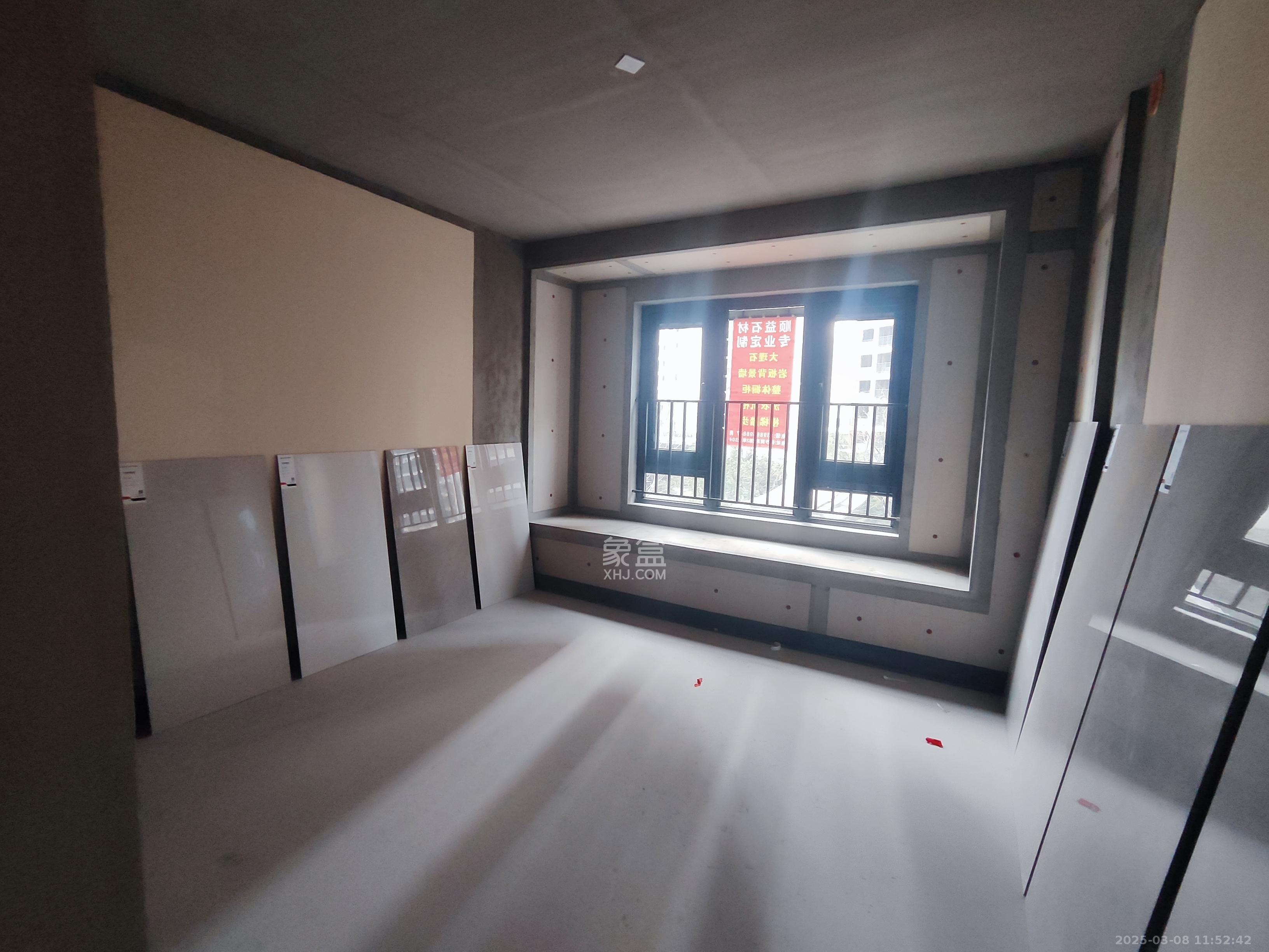 长沙润府A区 4室2厅1卫 2800.0元/月 长沙润府A区 4室2厅1卫 2800.0元/月室内图