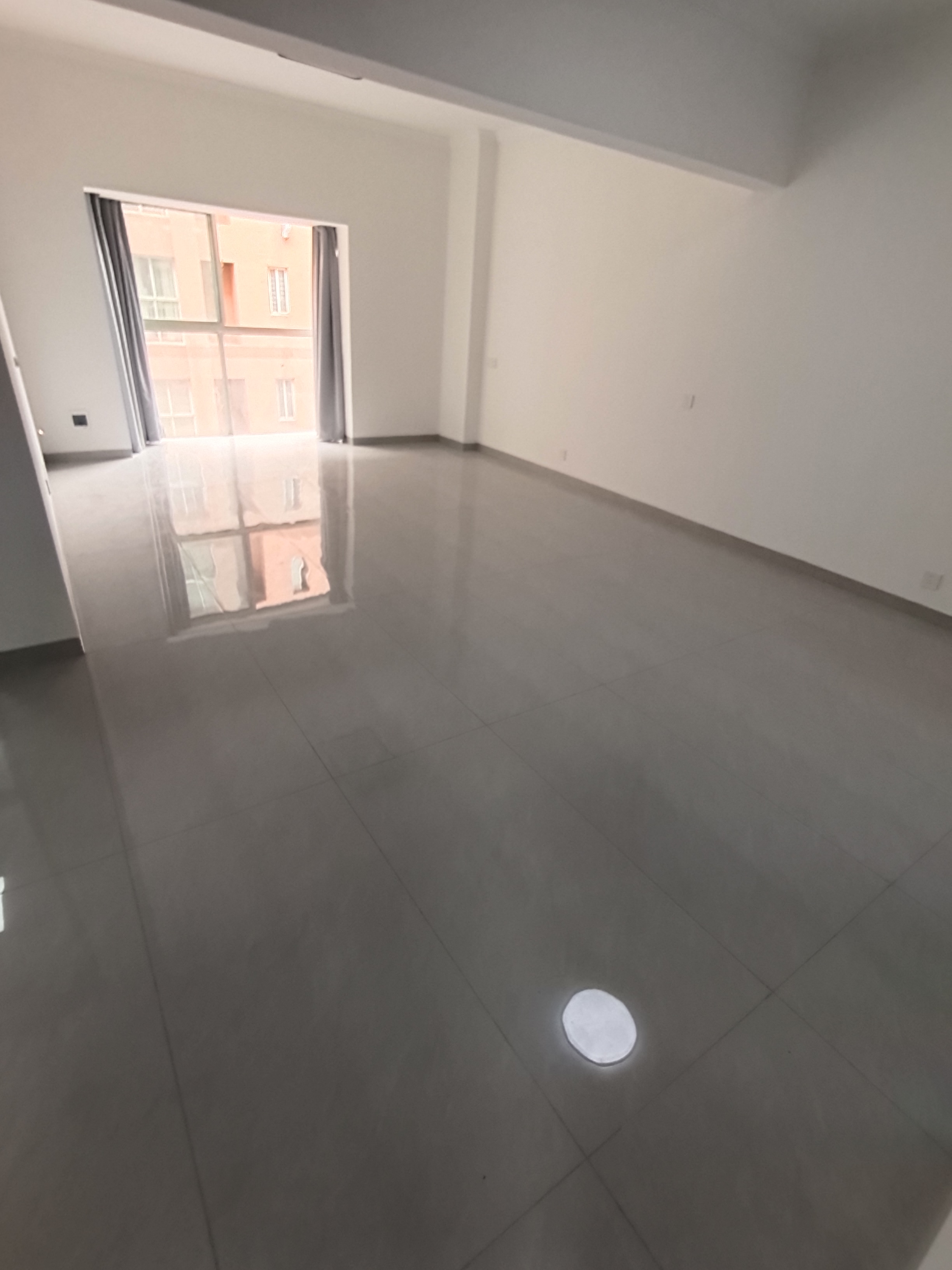 维港十字街 3室2厅2卫 68.0万 维港十字街 3室2厅2卫 68.0万客厅