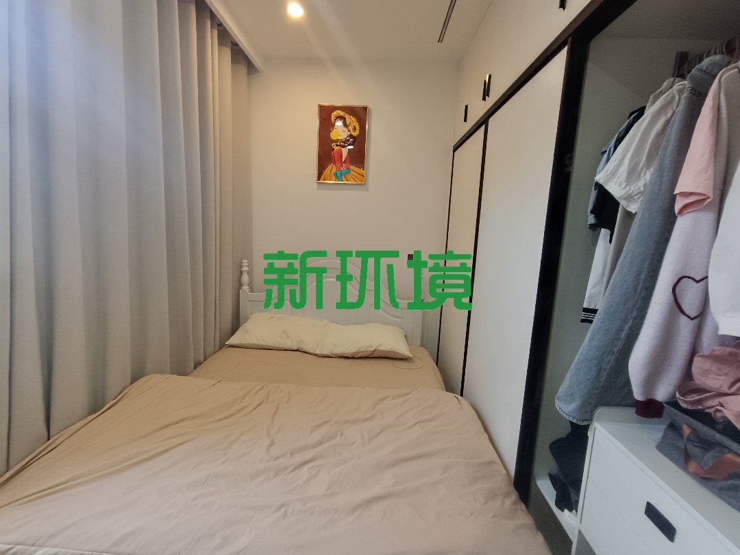 福源小区  3室2厅1卫   55.80万客厅