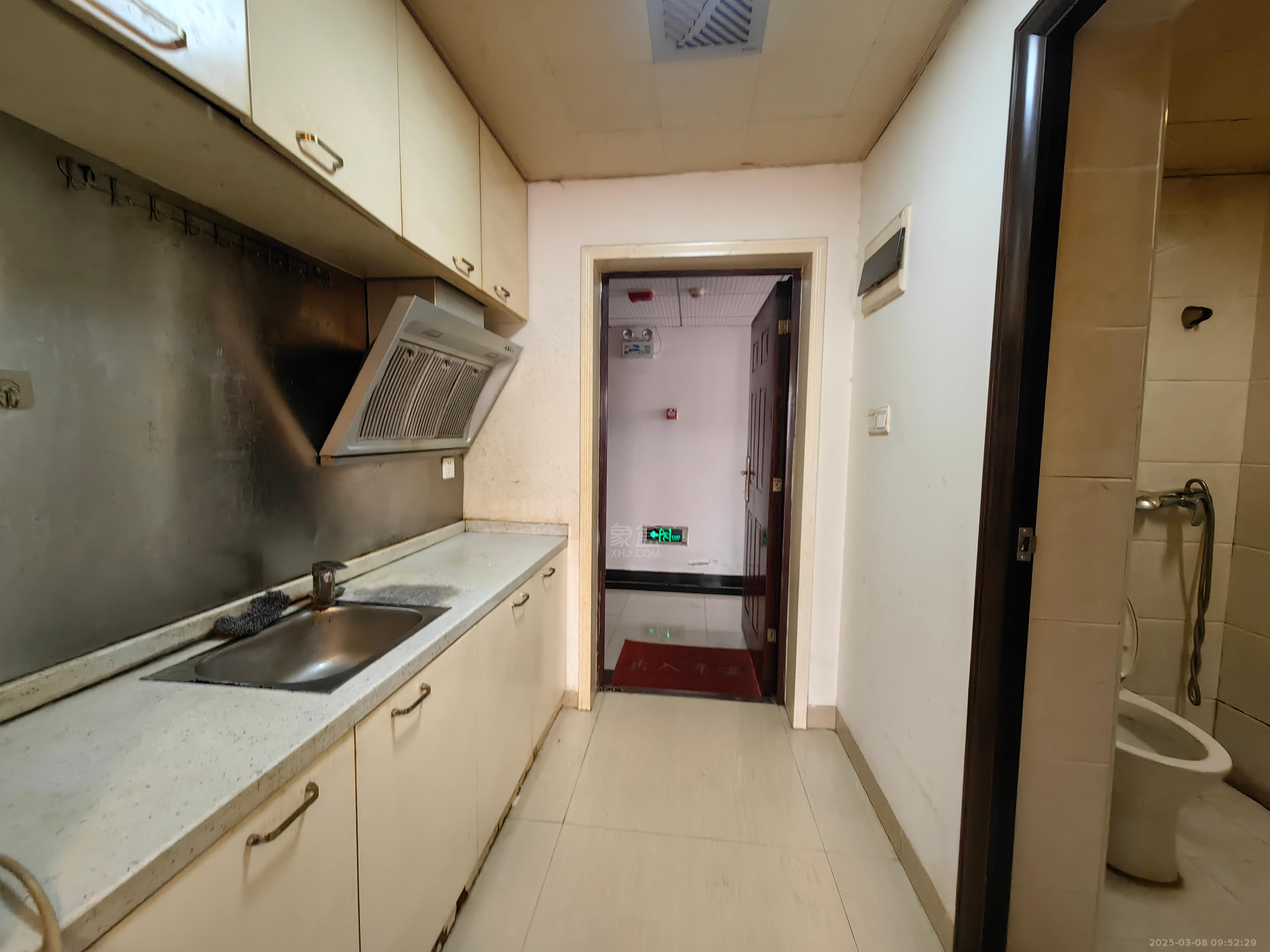 逸景华天 1室1厅1卫 1000.0元/月 逸景华天 1室1厅1卫 1000.0元/月室内图