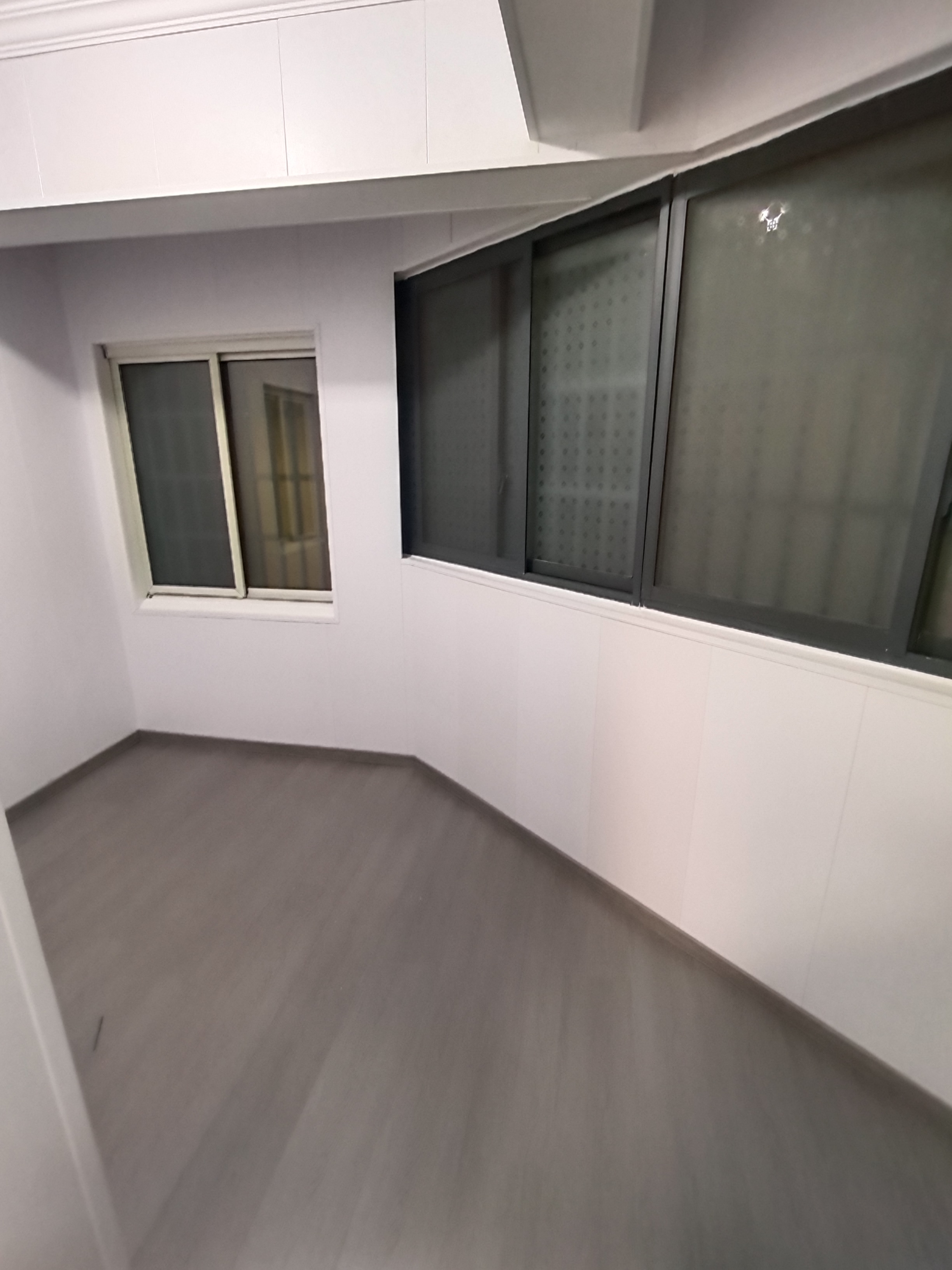 维港十字街 3室2厅2卫 68.0万 维港十字街 3室2厅2卫 68.0万其他