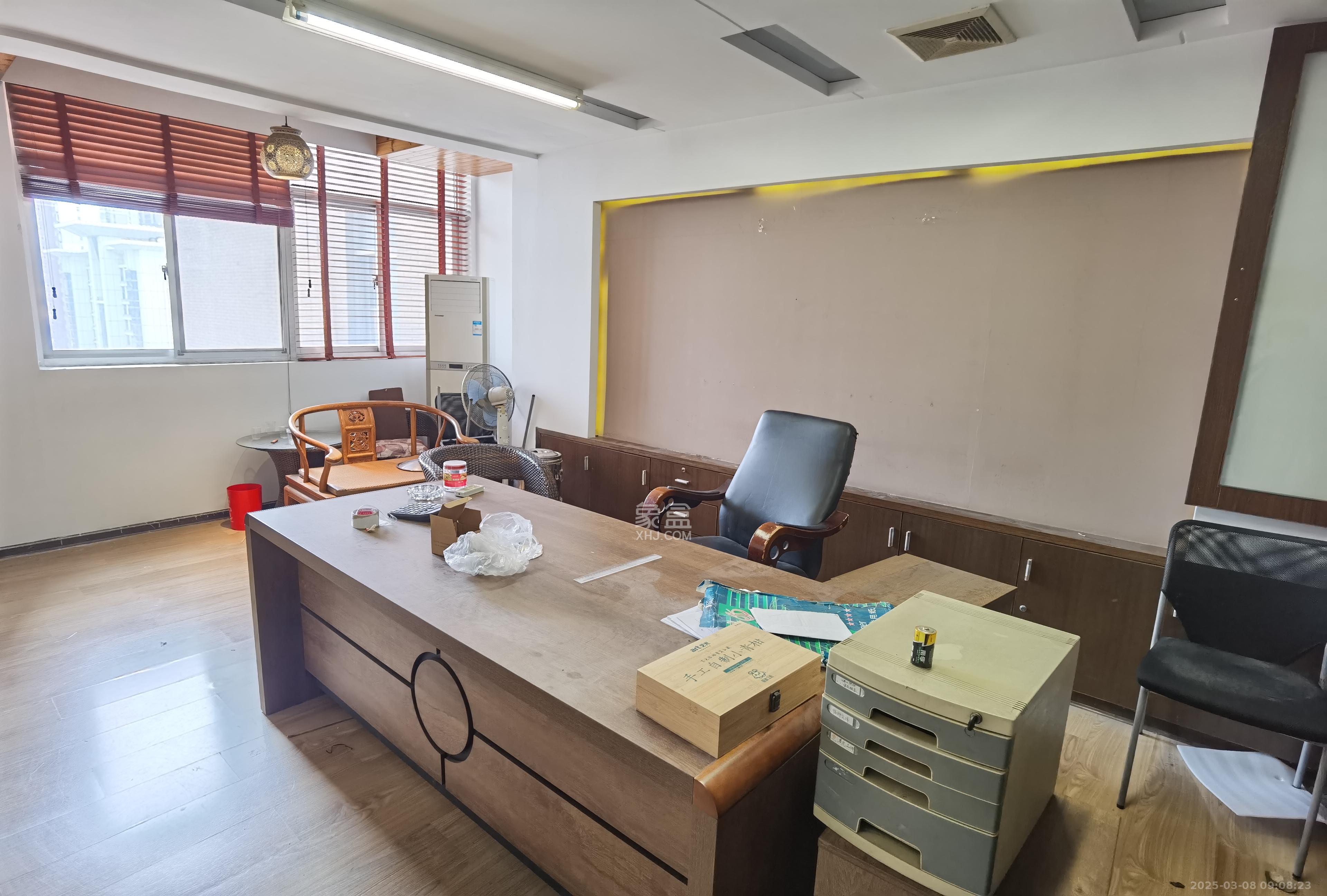 上河国际F座  1室1厅0卫   2500.00元/月室内图
