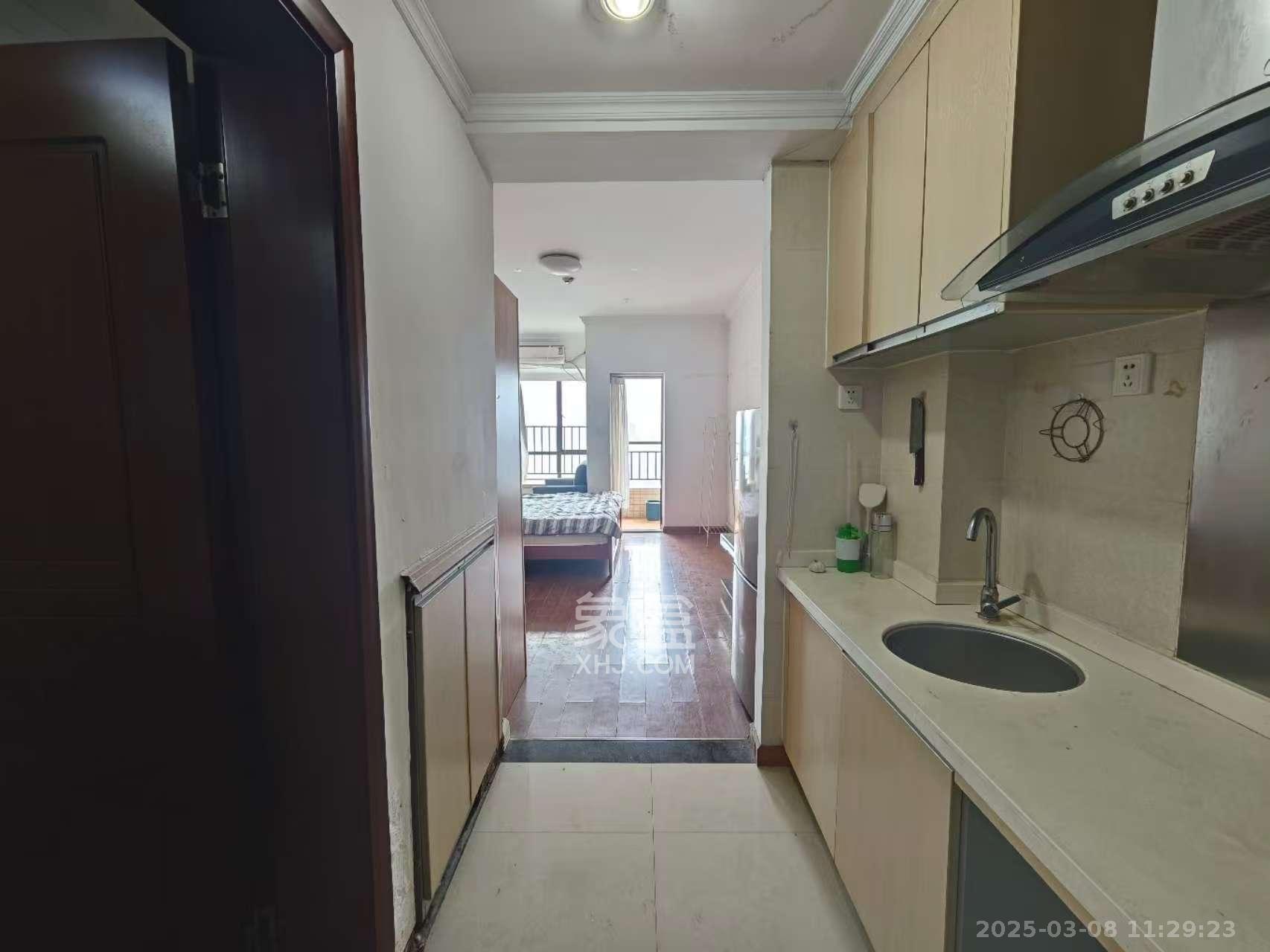 兰亭优壳(隽峰苑) 1室0厅1卫 900.0元/月 兰亭优壳(隽峰苑) 1室0厅1卫 900.0元/月室内图