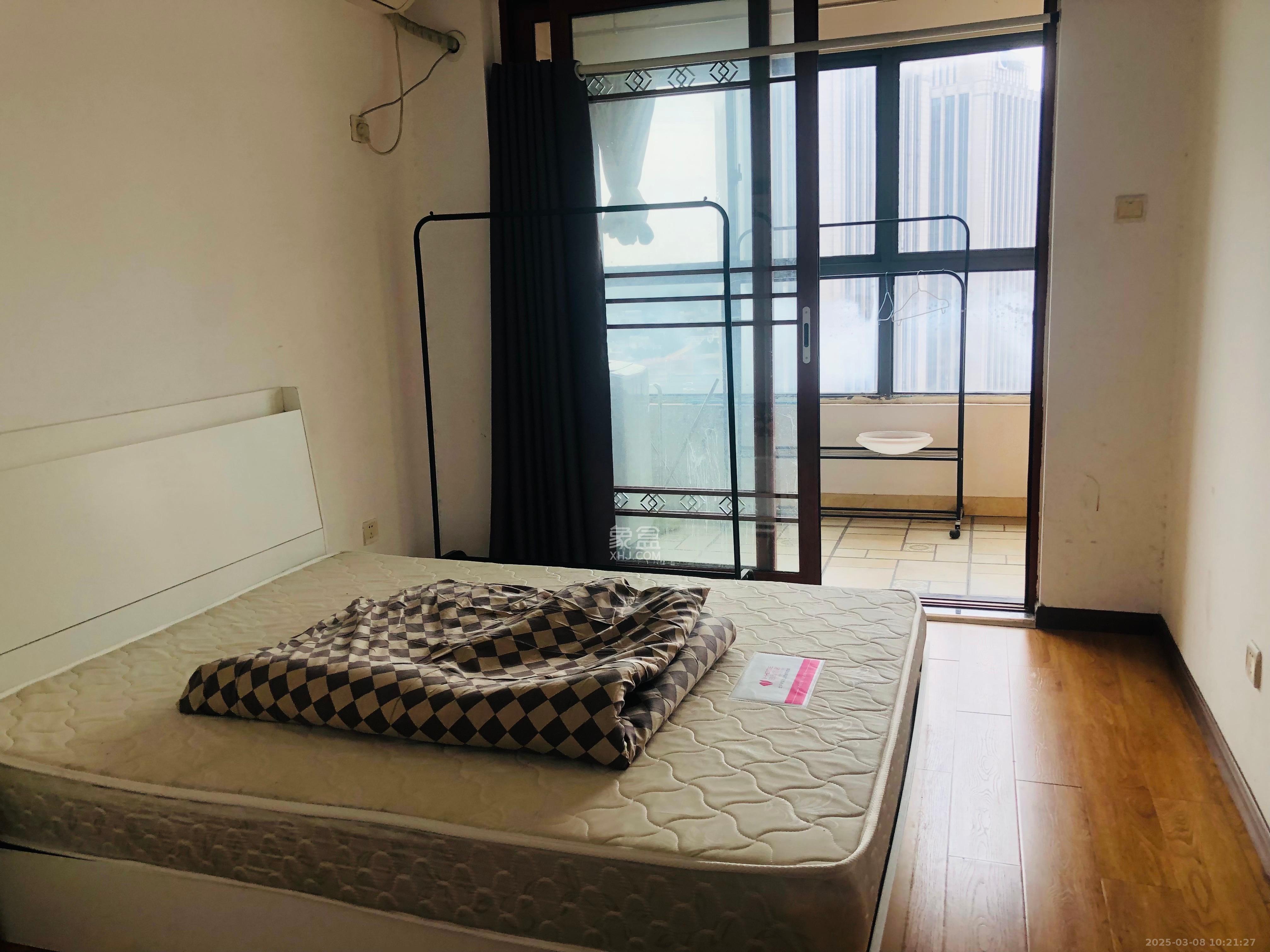 五矿万境水岸一期(万境水岸嘉苑) 4室2厅2卫 3000.0元/月 五矿万境水岸一期(万境水岸嘉苑) 4室2厅2卫 3000.0元/月室内图