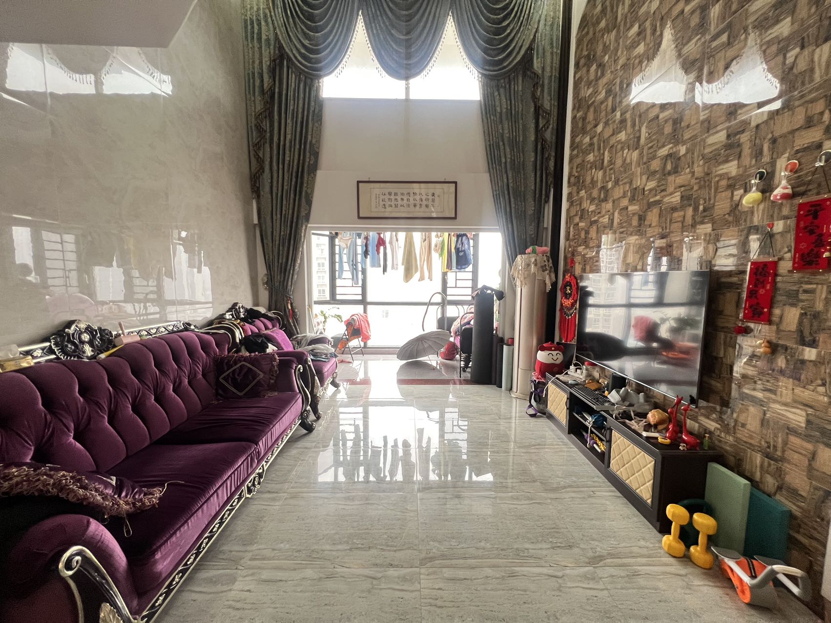 正业广场  3室2厅1卫    208.0万 正业广场  3室2厅1卫    208.0万室内图