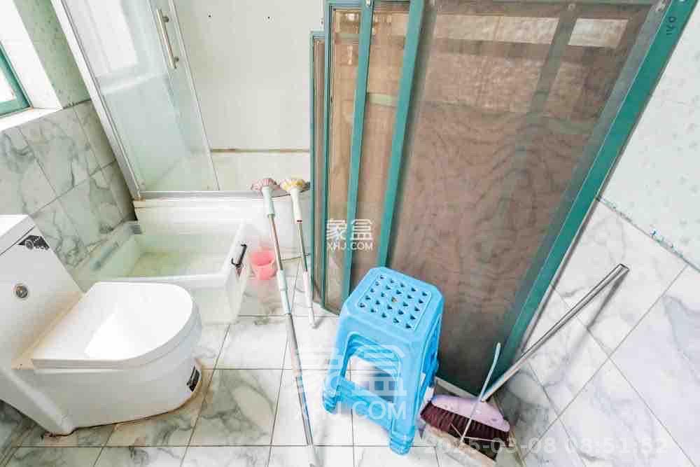 四季阳光花城 4室2厅2卫 4500.0元/月 四季阳光花城 4室2厅2卫 4500.0元/月室内图