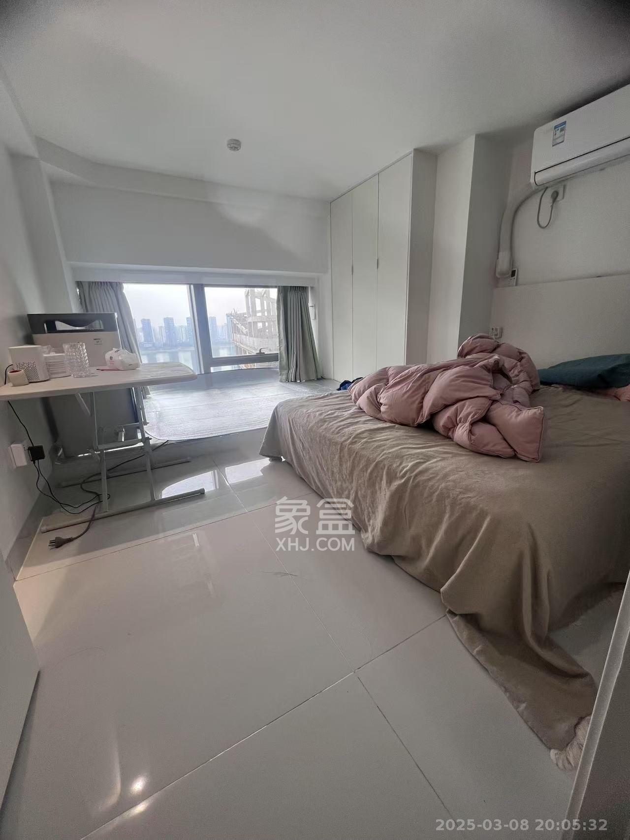 复地滨江金融中心 2室1厅2卫 3500.0元/月 复地滨江金融中心 2室1厅2卫 3500.0元/月室内图