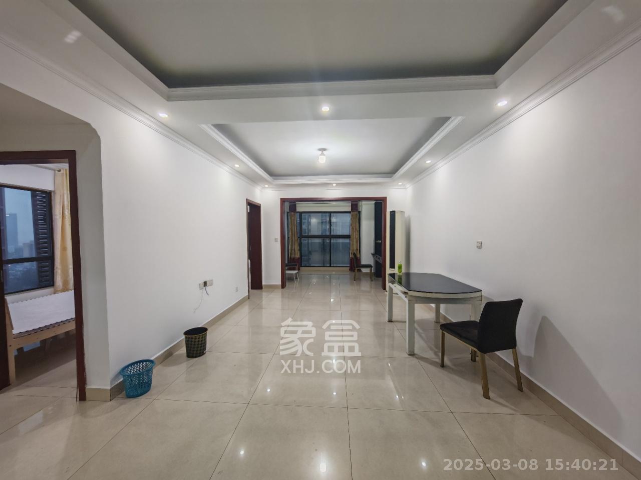 达美D6区  3室2厅1卫   2600.00元/月