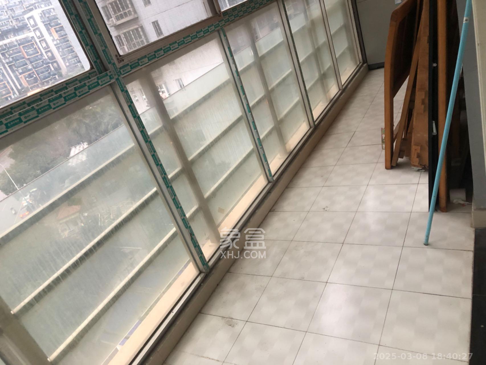 申奥美域  3室2厅1卫   2000.00元/月室内图