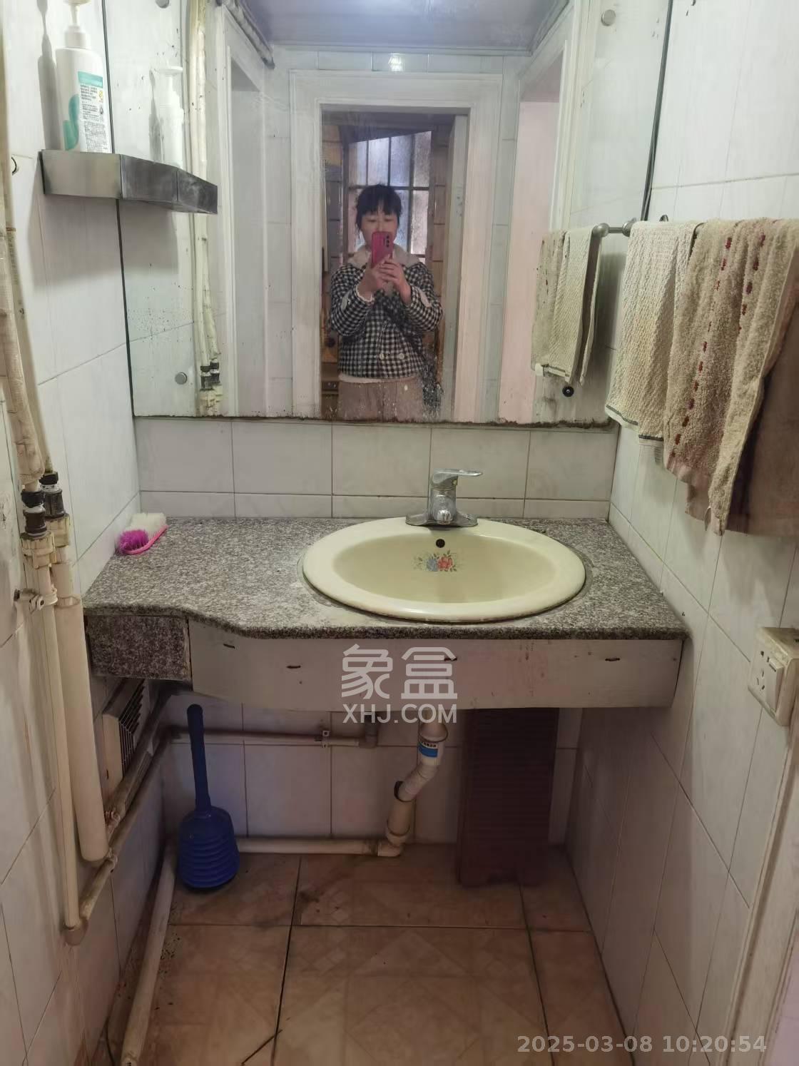 银洲公寓 2室2厅2卫 2000.0元/月 银洲公寓 2室2厅2卫 2000.0元/月户型图