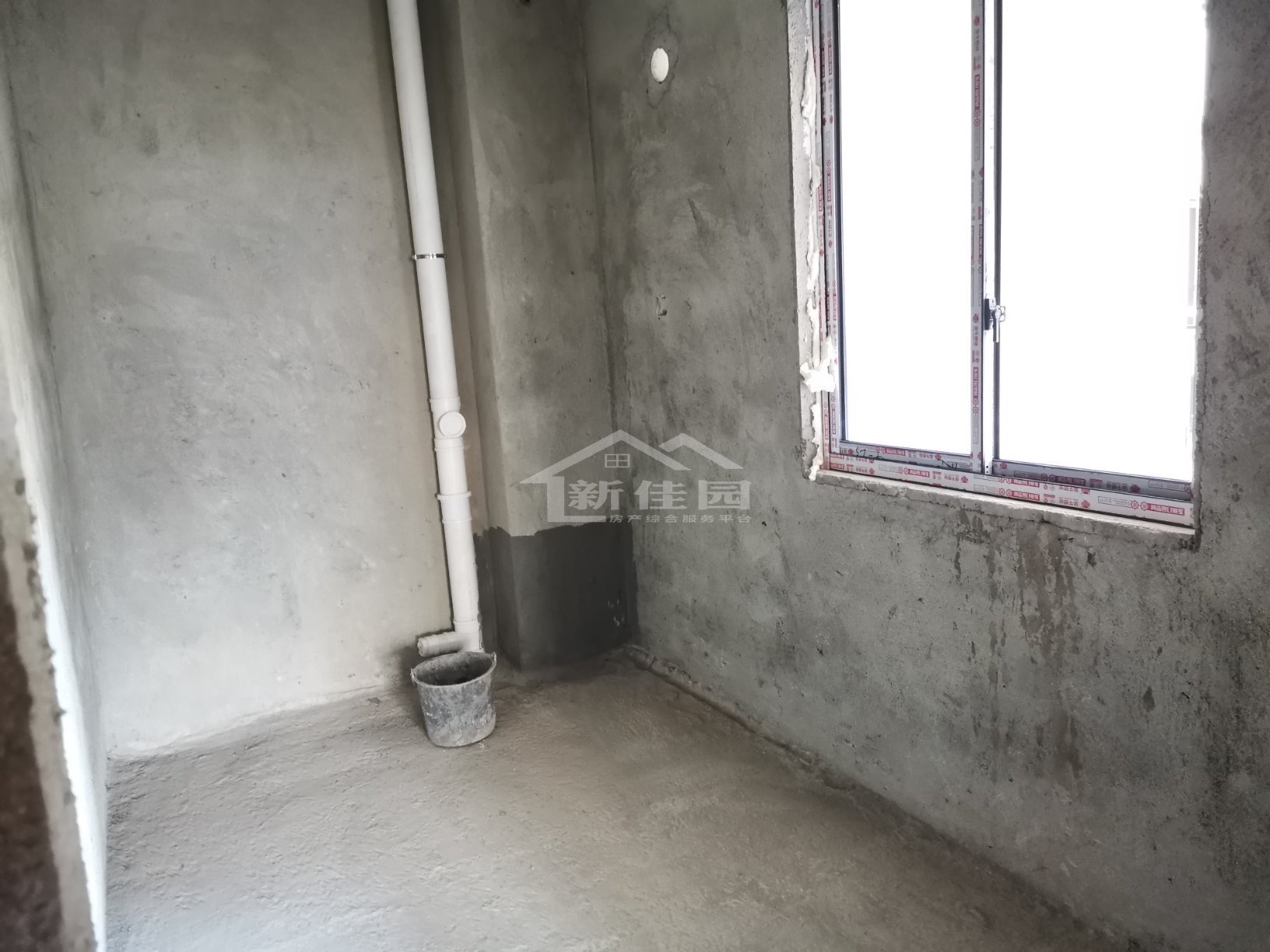 空港新城二期  3室2厅2卫    41.8万 空港新城二期  3室2厅2卫    41.8万厨房