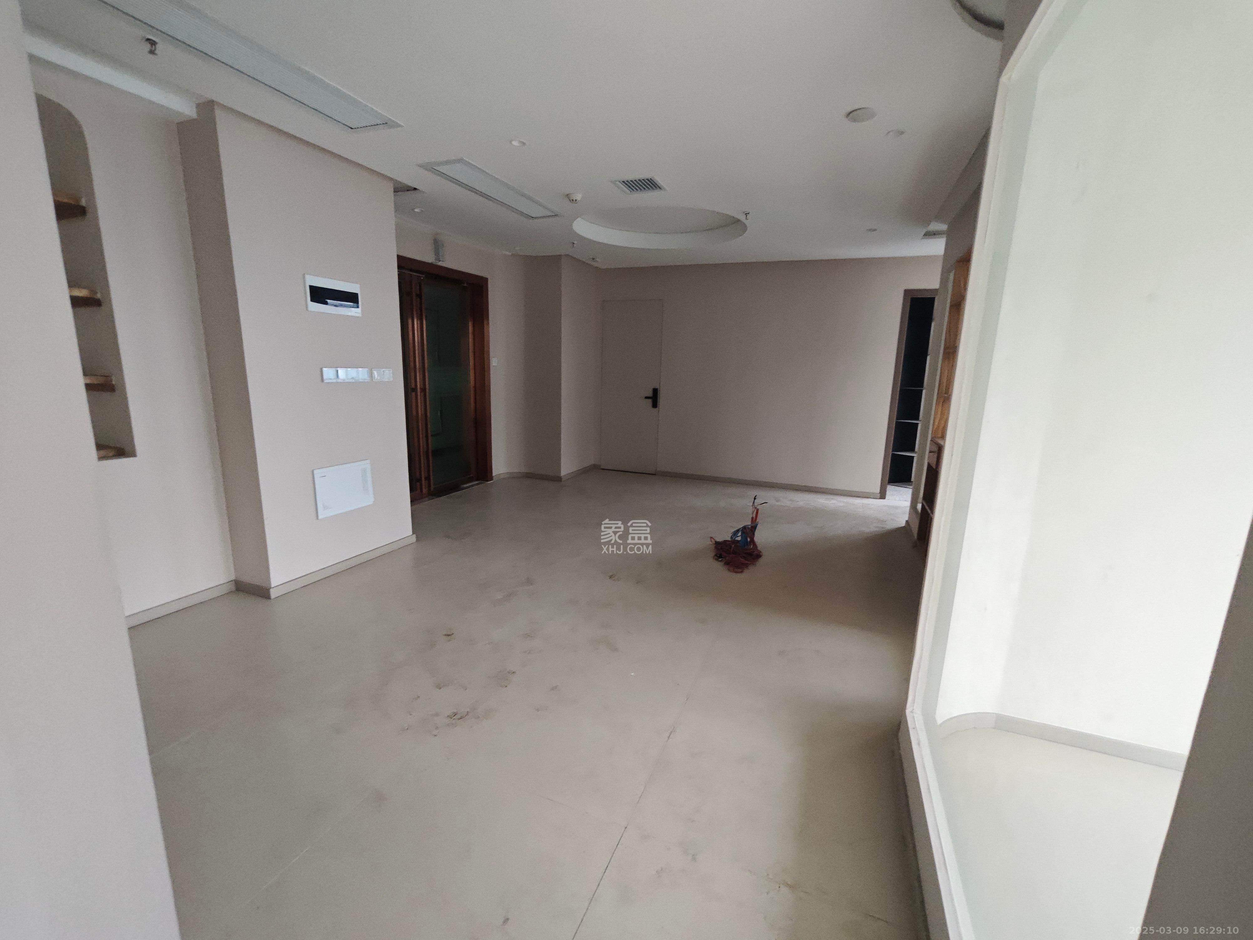 旺德府万象时代   176.0㎡      13500.0元/月室内图