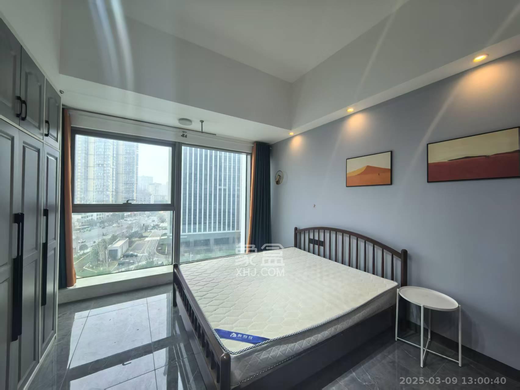 汇景发展环球中心 1室1厅1卫 2600.0元/月 汇景发展环球中心 1室1厅1卫 2600.0元/月室内图