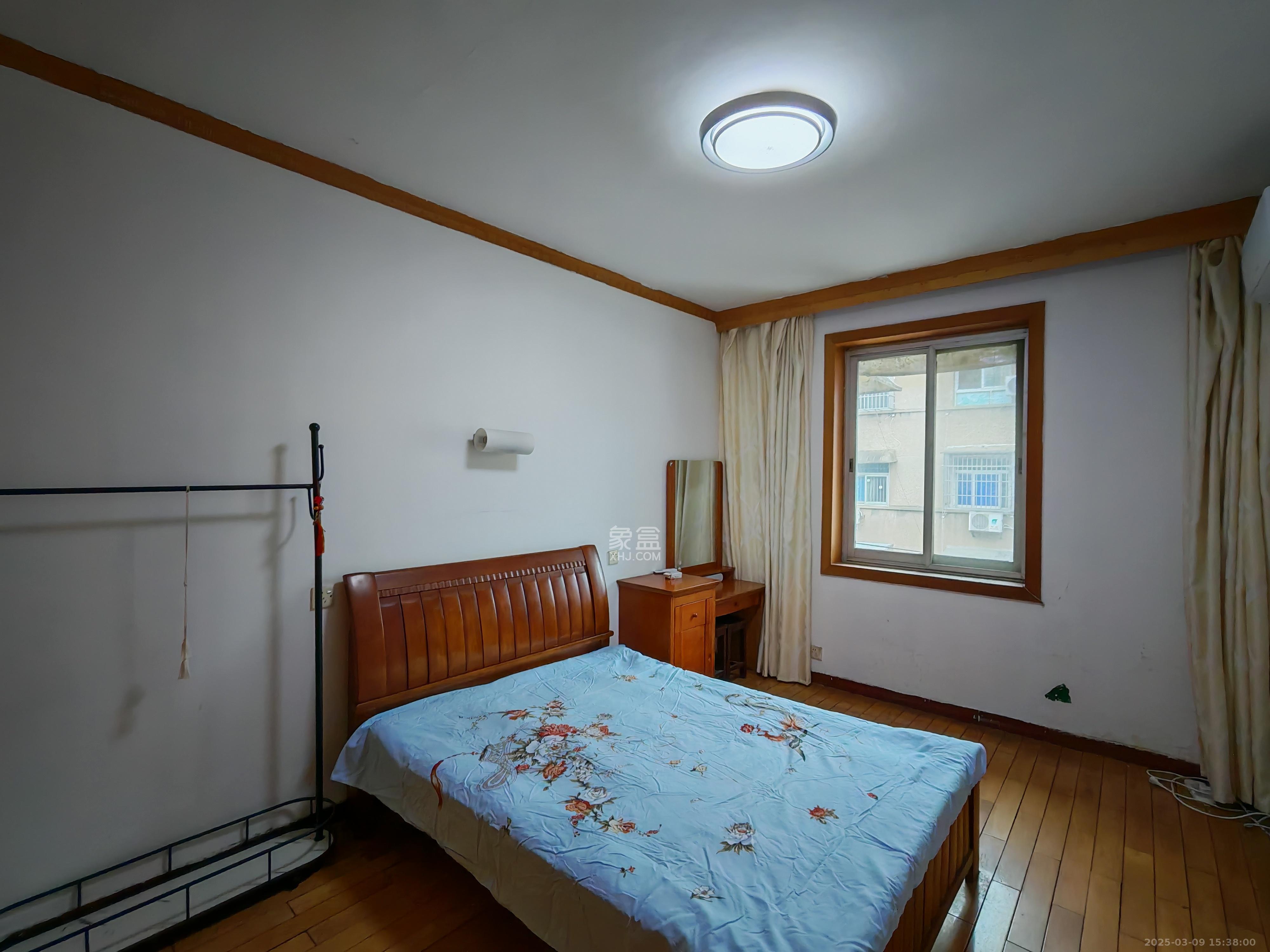建湘新村  2室1厅1卫   1200.00元/月室内图