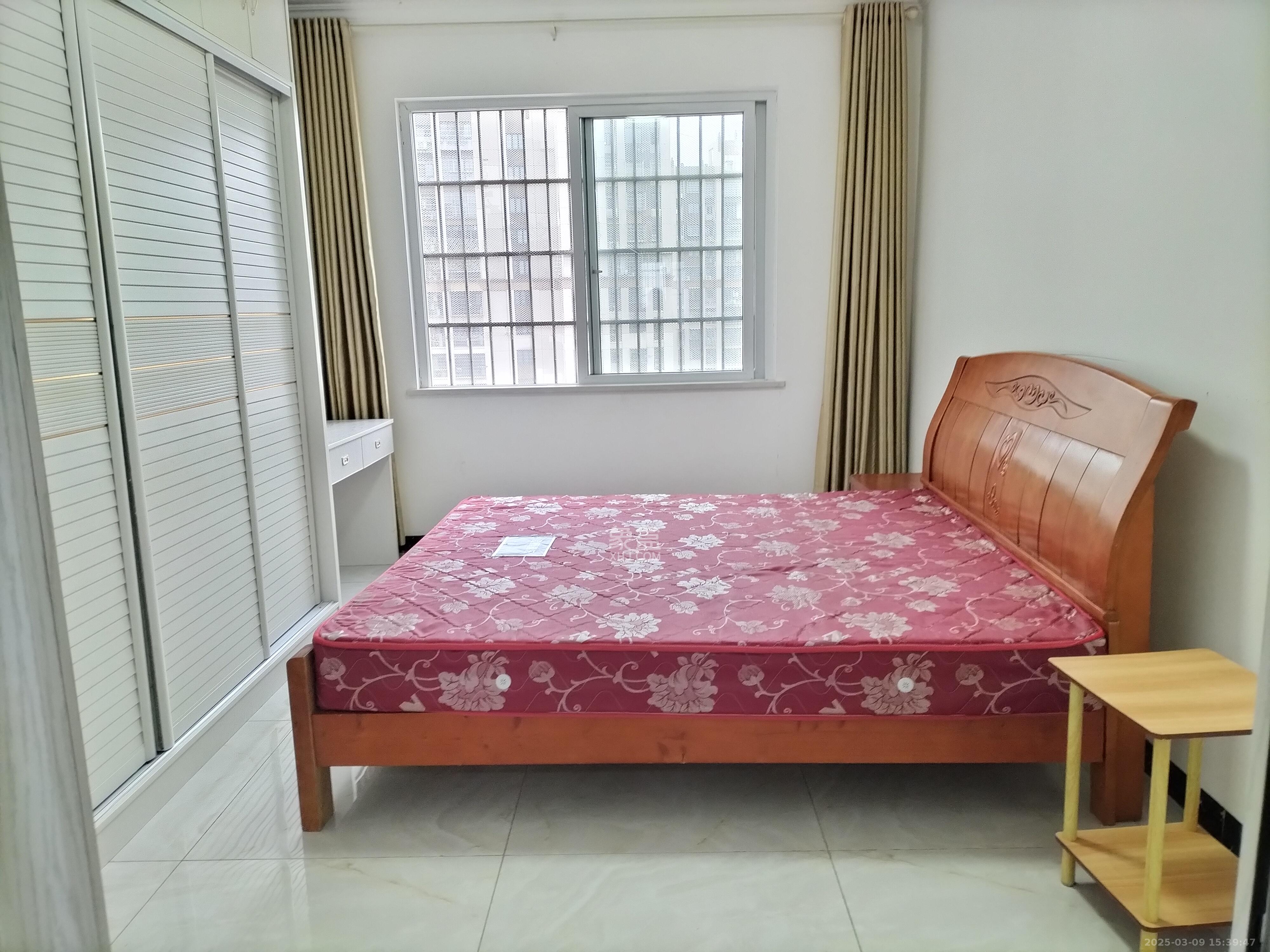 嘉顺苑 1室1厅1卫 1000.0元/月 嘉顺苑 1室1厅1卫 1000.0元/月室内图