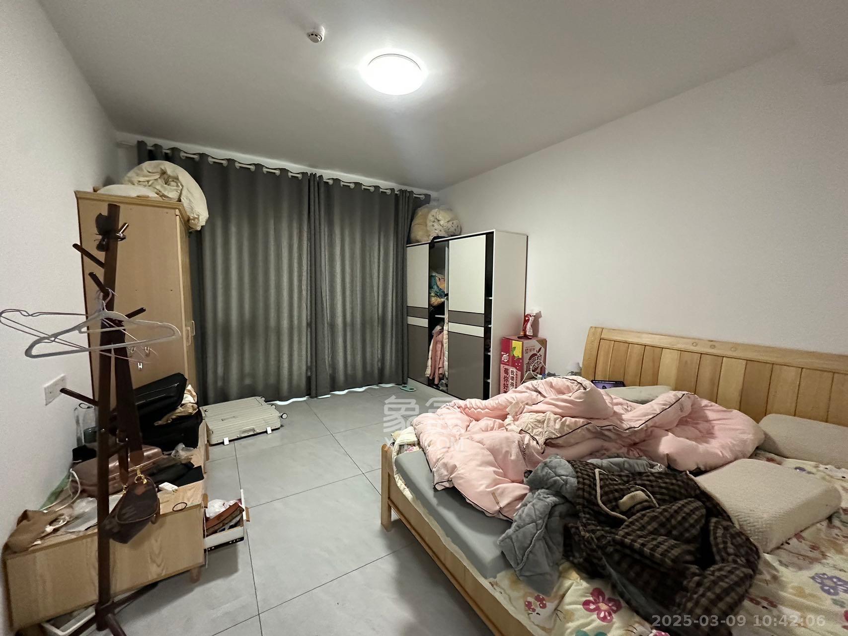 晟通牡丹舸  4室2厅2卫    4500.0元/月室内图