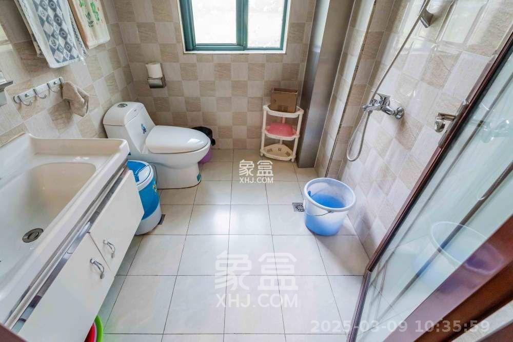 威尔士春天  3室2厅2卫   2800.00元/月室内图