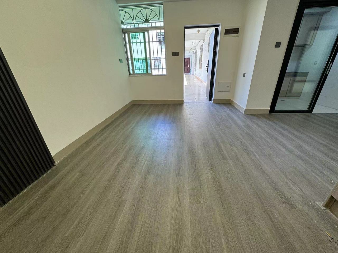 恒利大厦 1室0厅0卫 125.0万 恒利大厦 1室0厅0卫 125.0万室内图