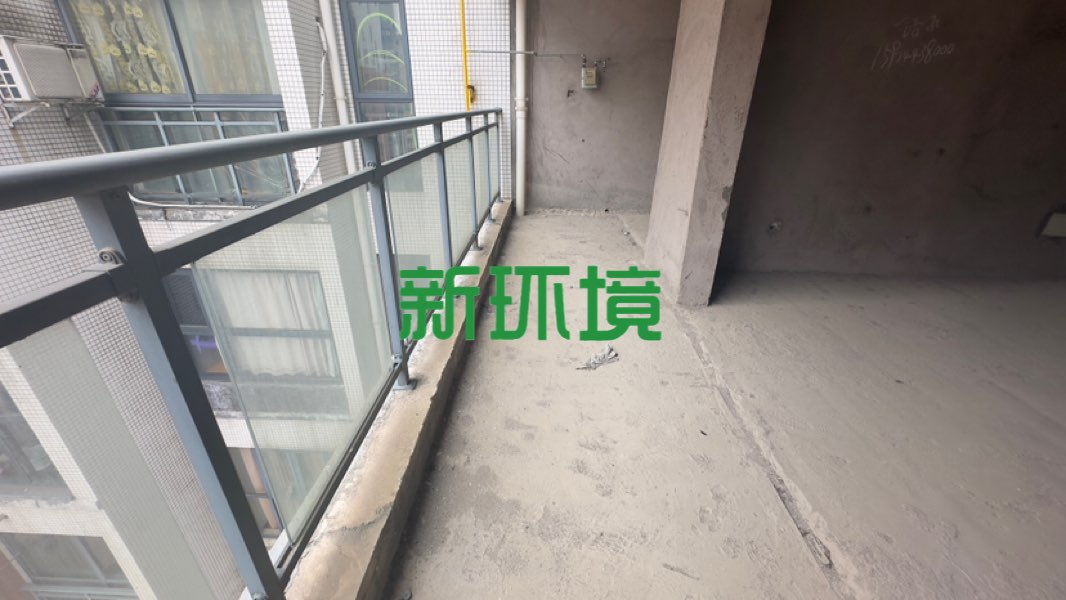 月亮湾三期 3室2厅2卫 55.8万 月亮湾三期 3室2厅2卫 55.8万客厅