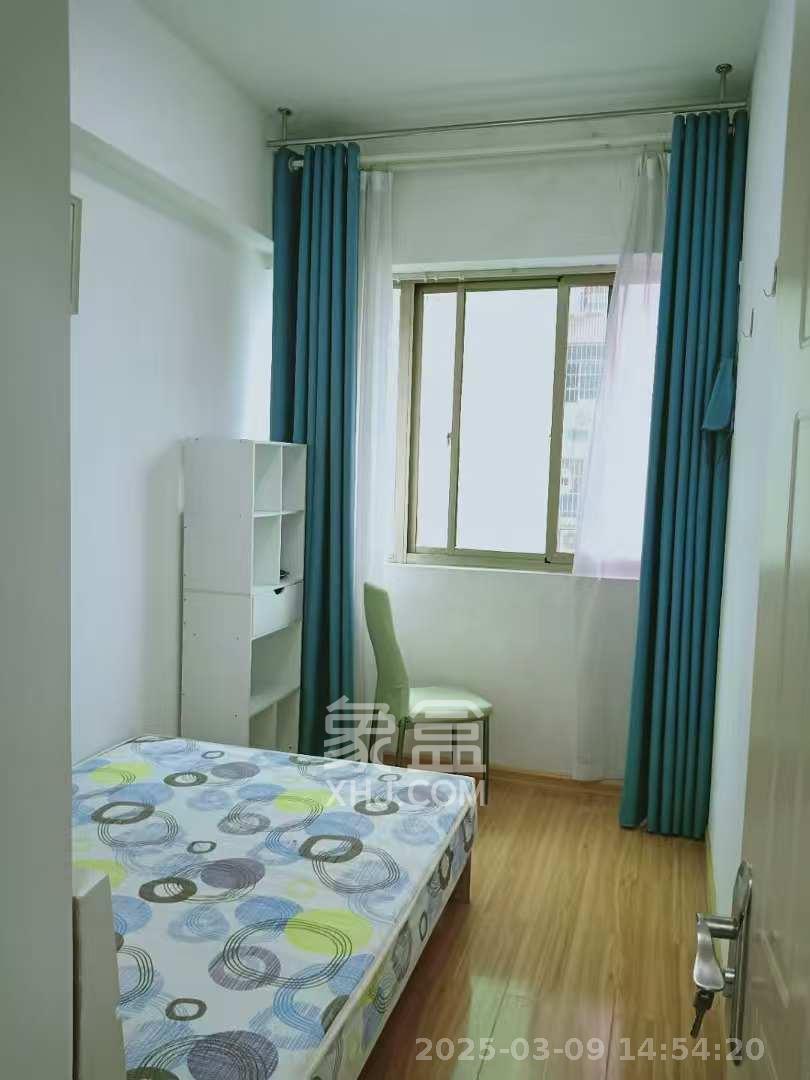 上城星座  1室1厅1卫    2200.0元/月 上城星座  1室1厅1卫    2200.0元/月室内图