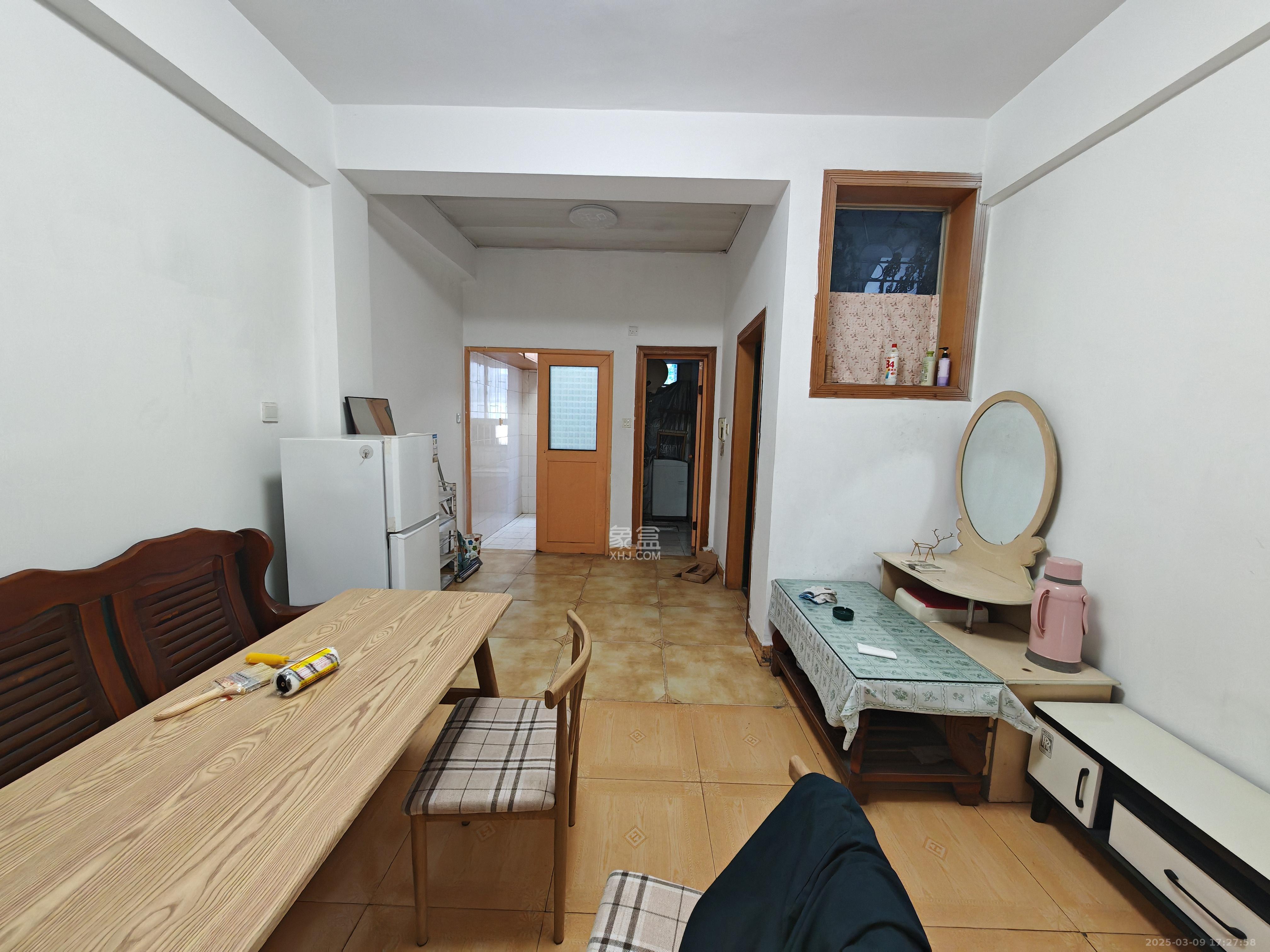 窑塘新村 1室1厅1卫 950.0元/月 窑塘新村 1室1厅1卫 950.0元/月室内图