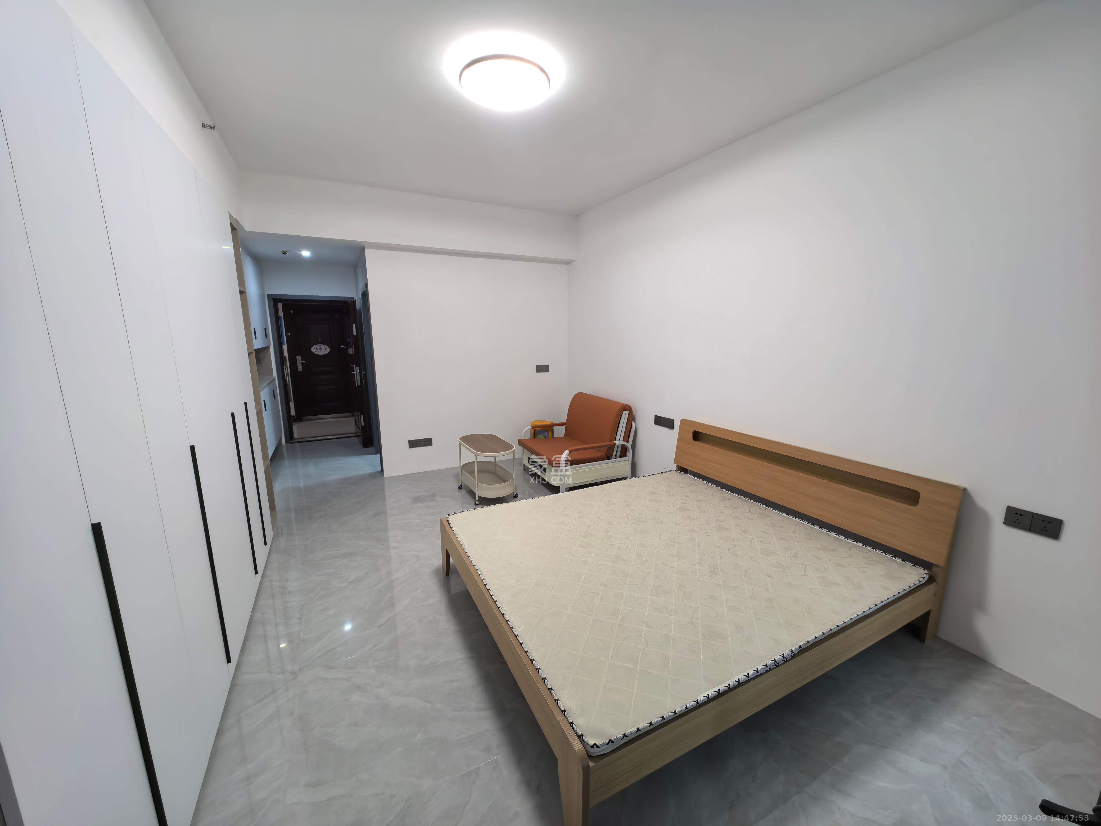 中建嘉和城  1室1厅1卫   1600.00元/月室内图