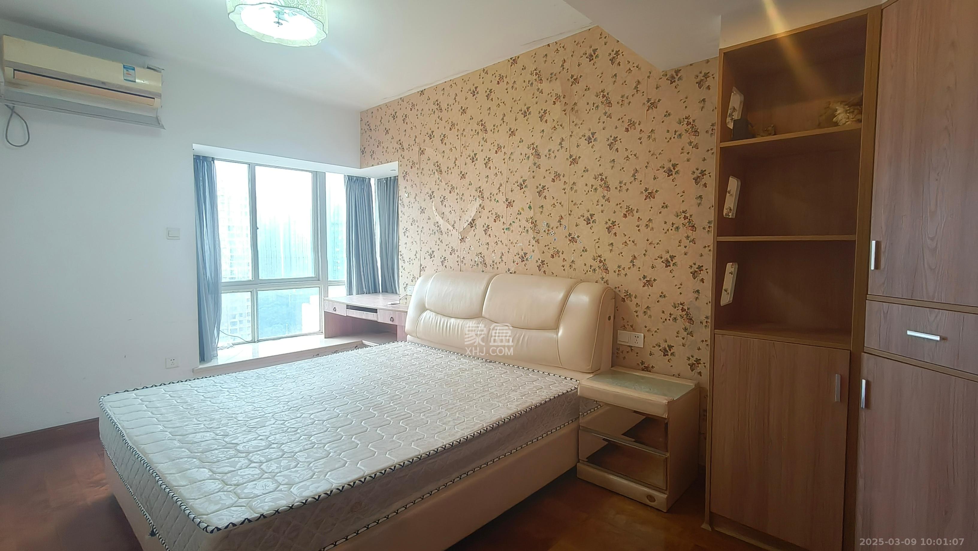 新芙蓉之都  2室2厅1卫    2500.0元/月室内图
