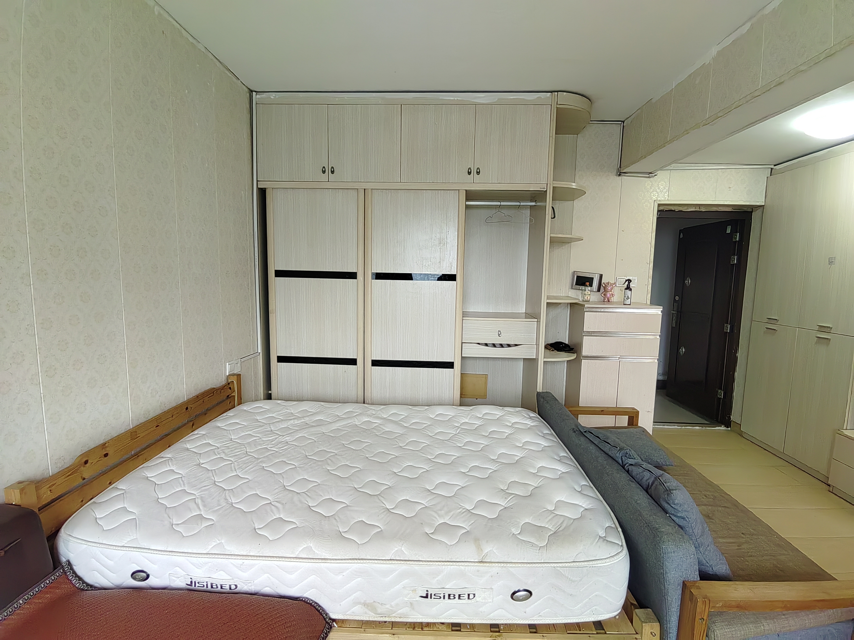 中信城市广场（中信新城一期）  1室0厅1卫   1300.00元/月户型图