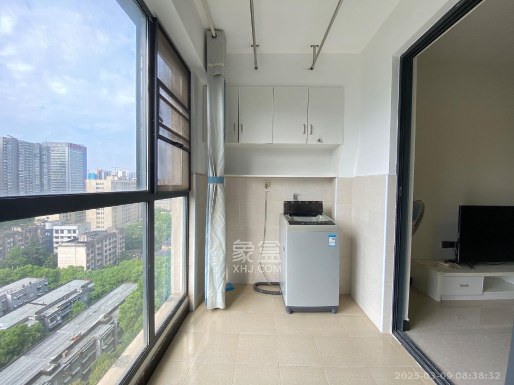 建发中央公园（建发美地）  2室2厅1卫   3000.00元/月室内图
