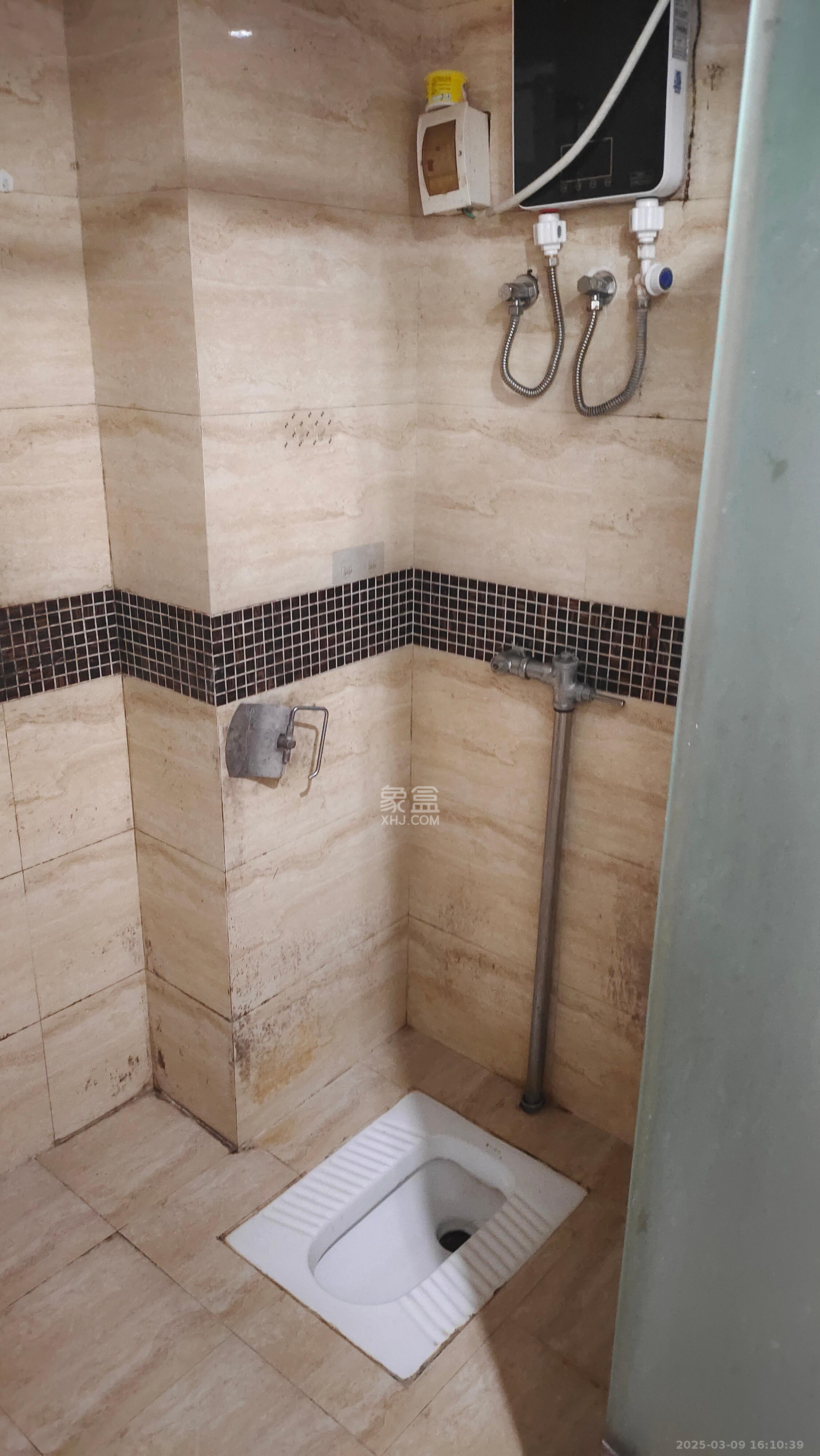 万科金域华府一期  1室1厅1卫    1200.0元/月 万科金域华府一期  1室1厅1卫    1200.0元/月