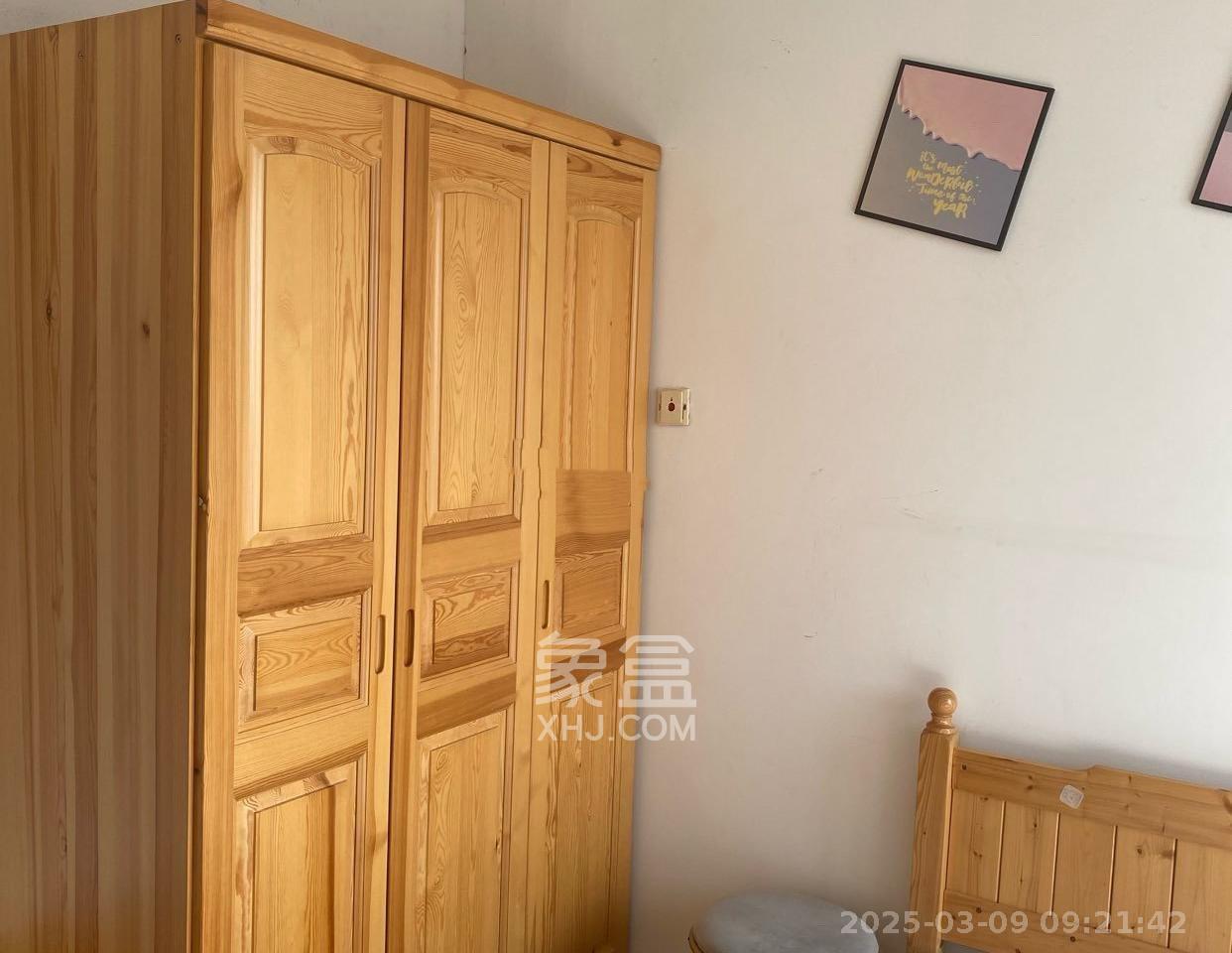 泊爱蓝湾  2室2厅1卫   2100.00元/月室内图