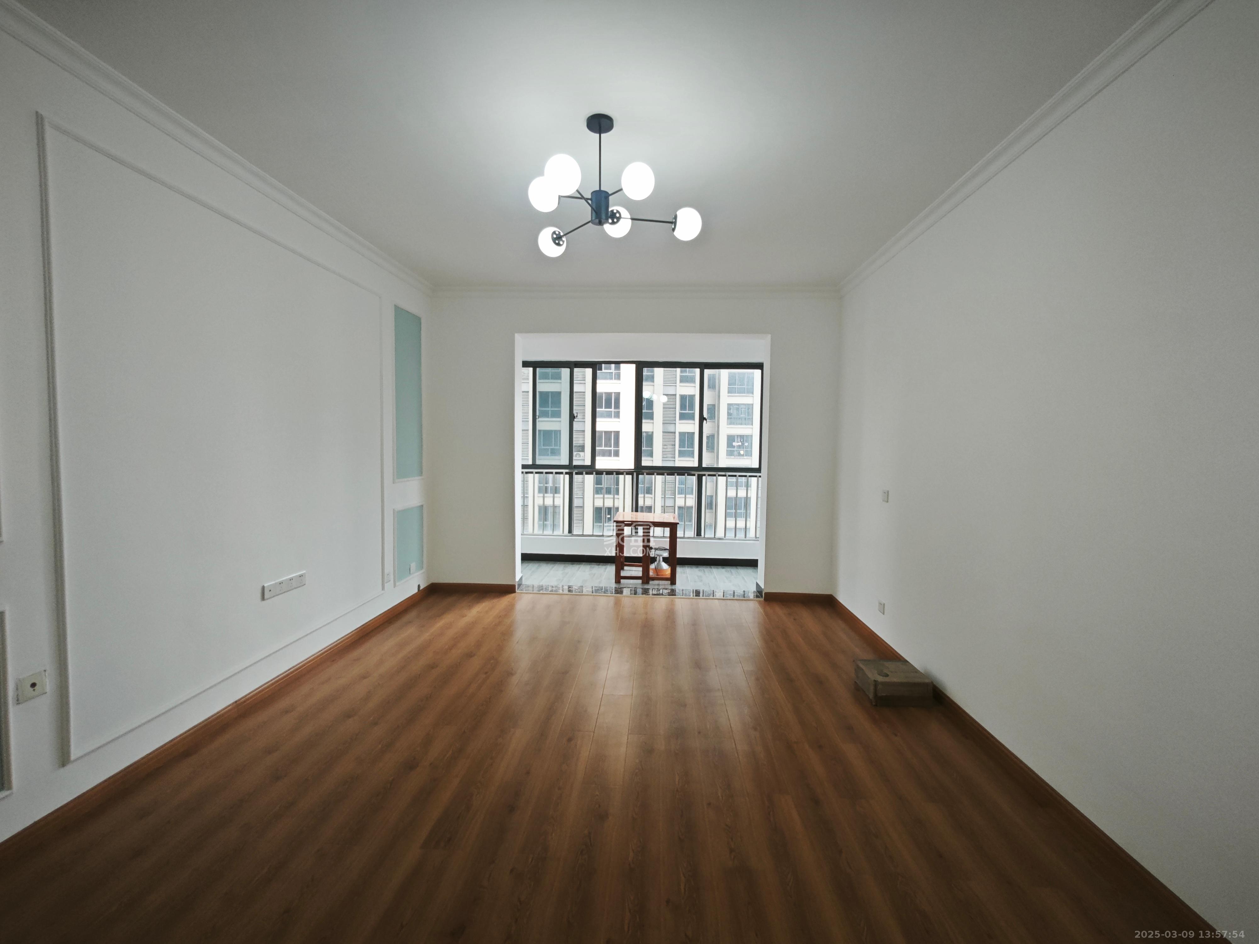 碧桂园南城首府(东宸林海) 4室2厅2卫 2300.0元/月 碧桂园南城首府(东宸林海) 4室2厅2卫 2300.0元/月室内图