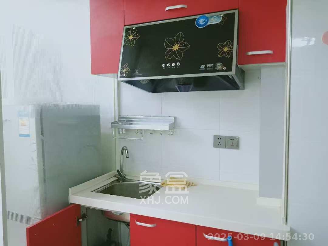 上城星座  1室1厅1卫    2200.0元/月 上城星座  1室1厅1卫    2200.0元/月室内图