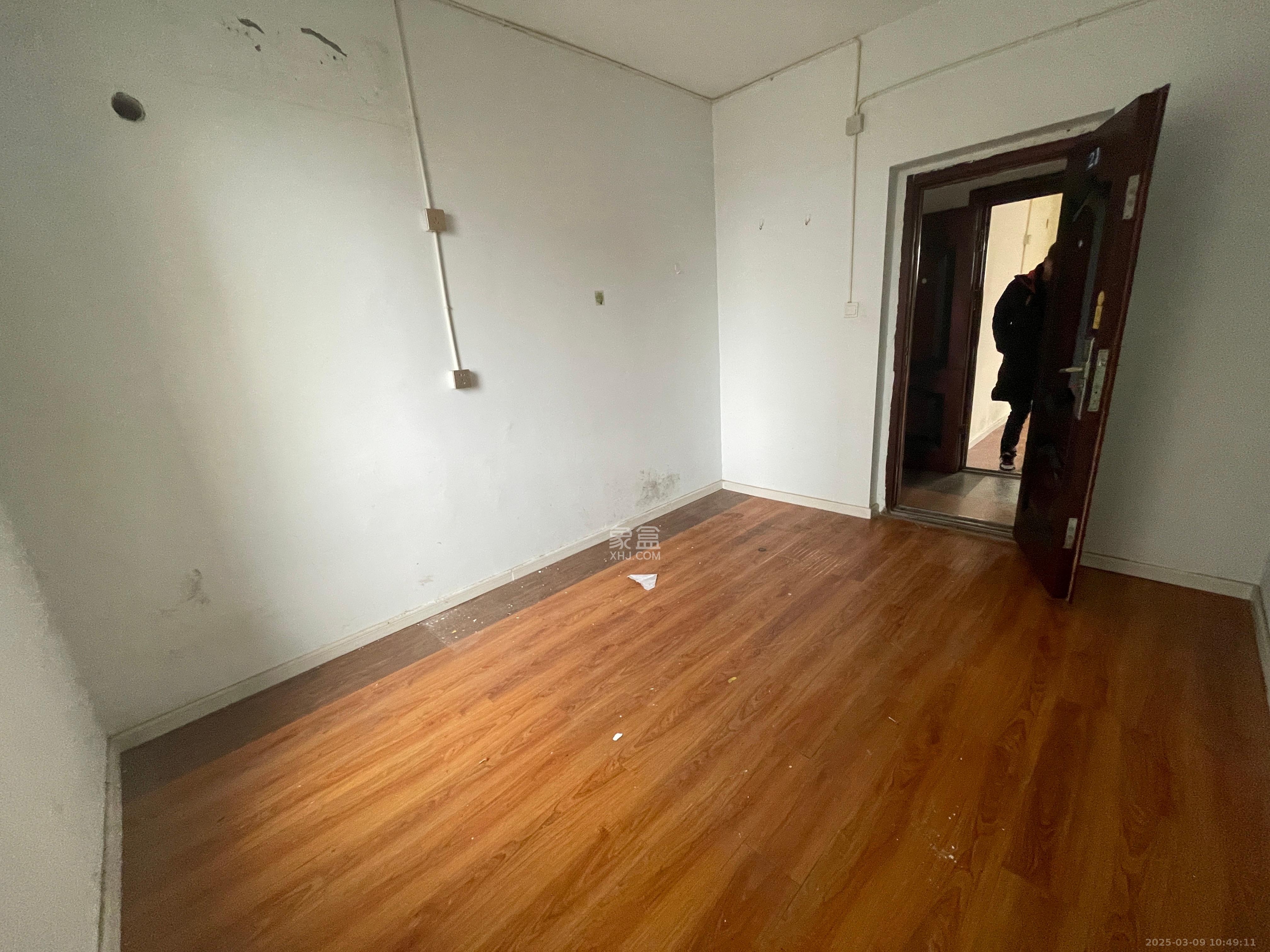 紫云阁 1室1厅1卫 800.0元/月 紫云阁 1室1厅1卫 800.0元/月室内图