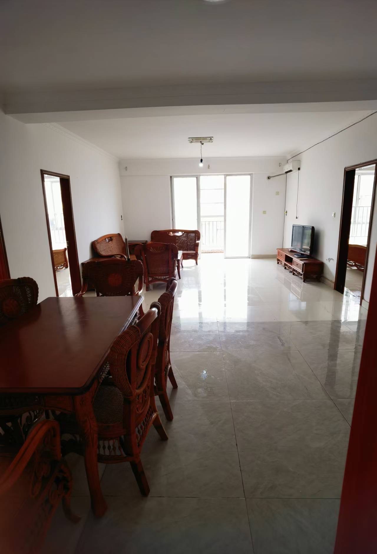 电力明园  3室2厅2卫    135.0万 电力明园  3室2厅2卫    135.0万客厅