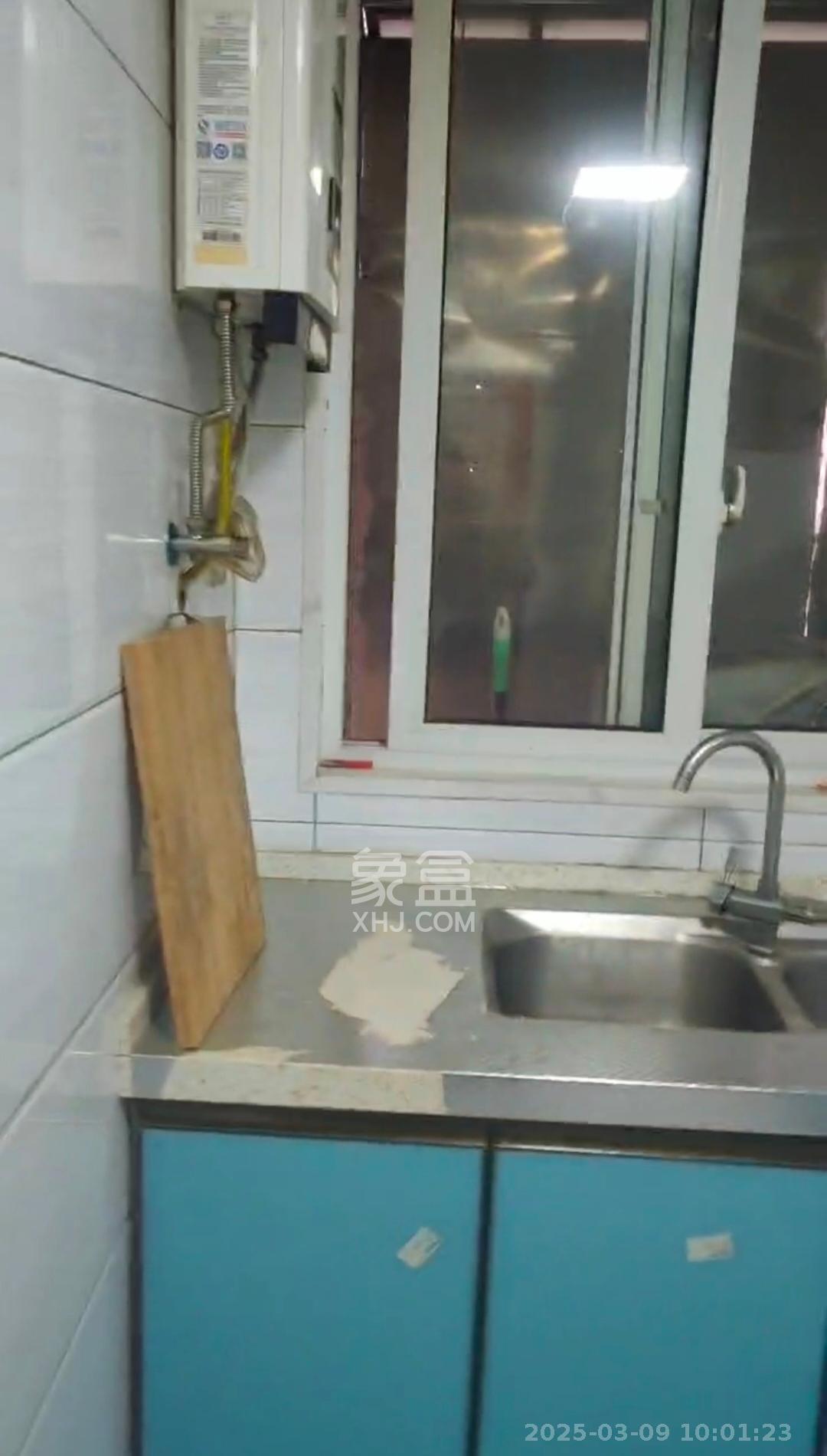 和康园小区 1室1厅1卫 1000.0元/月 和康园小区 1室1厅1卫 1000.0元/月室内图