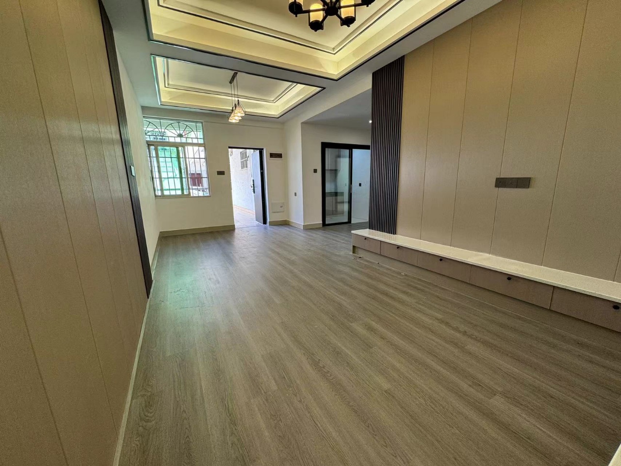 恒利大厦 1室0厅0卫 125.0万 恒利大厦 1室0厅0卫 125.0万室内图