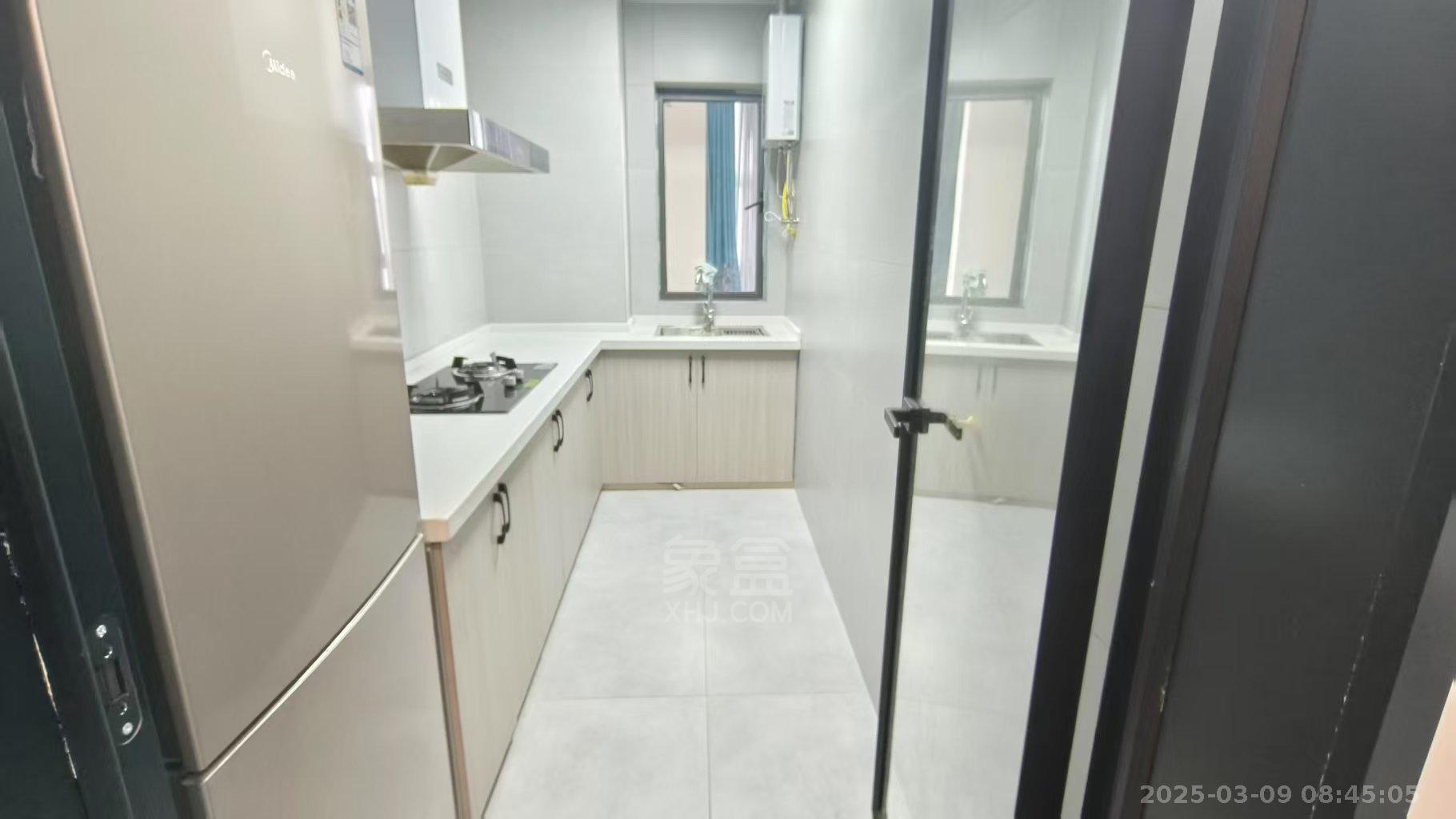 中泰财富湘江 1室1厅1卫 1500.0元/月 中泰财富湘江 1室1厅1卫 1500.0元/月室内图