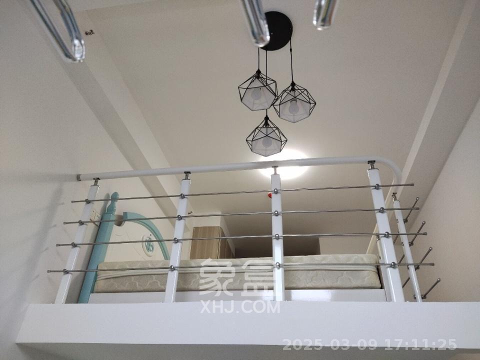 裕天国际商汇中心 1室1厅1卫 1400.0元/月 裕天国际商汇中心 1室1厅1卫 1400.0元/月室内图