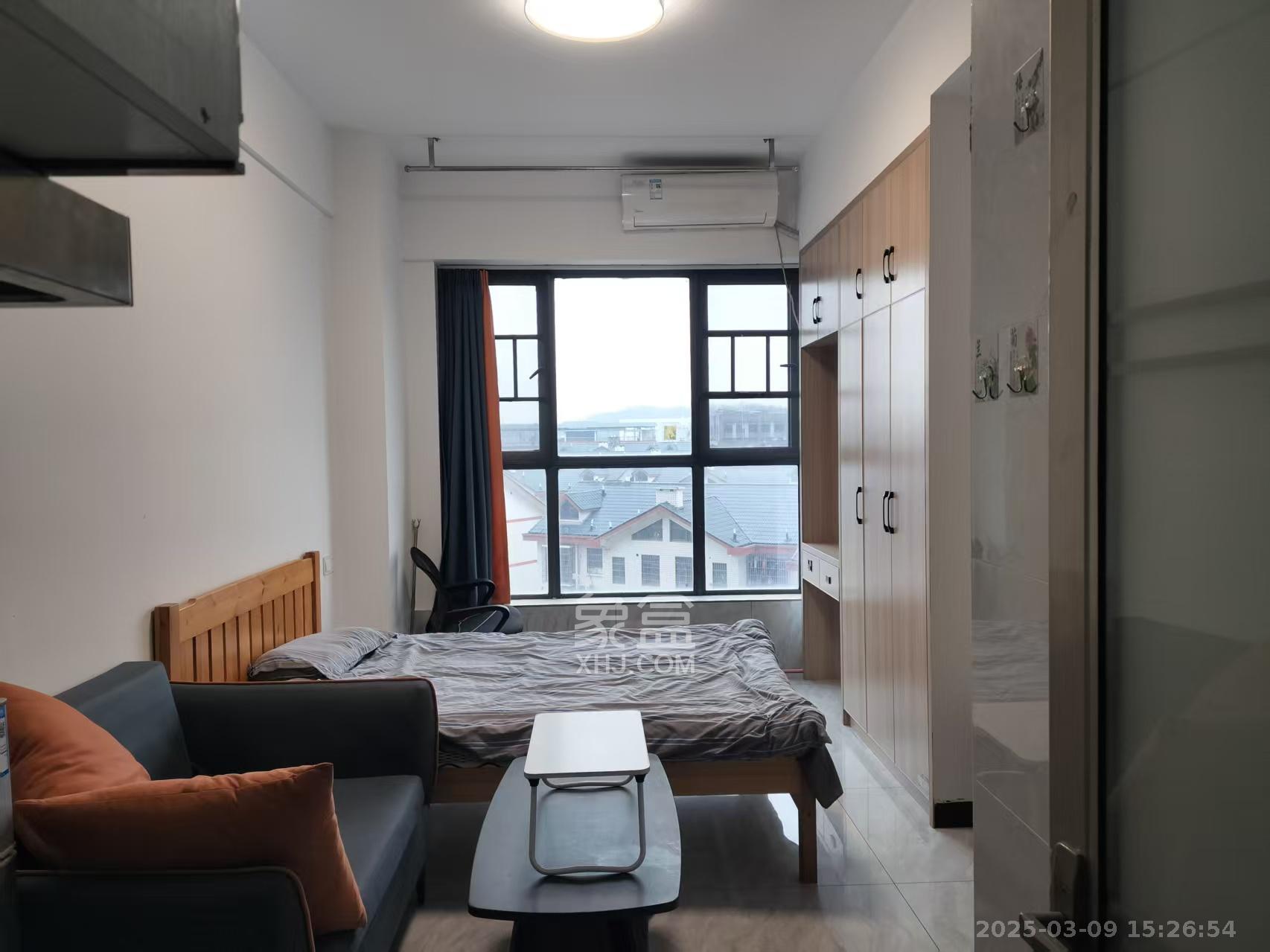 中南国际眼镜城(中伟商业中心) 1室1厅1卫 1100.0元/月 中南国际眼镜城(中伟商业中心) 1室1厅1卫 1100.0元/月室内图