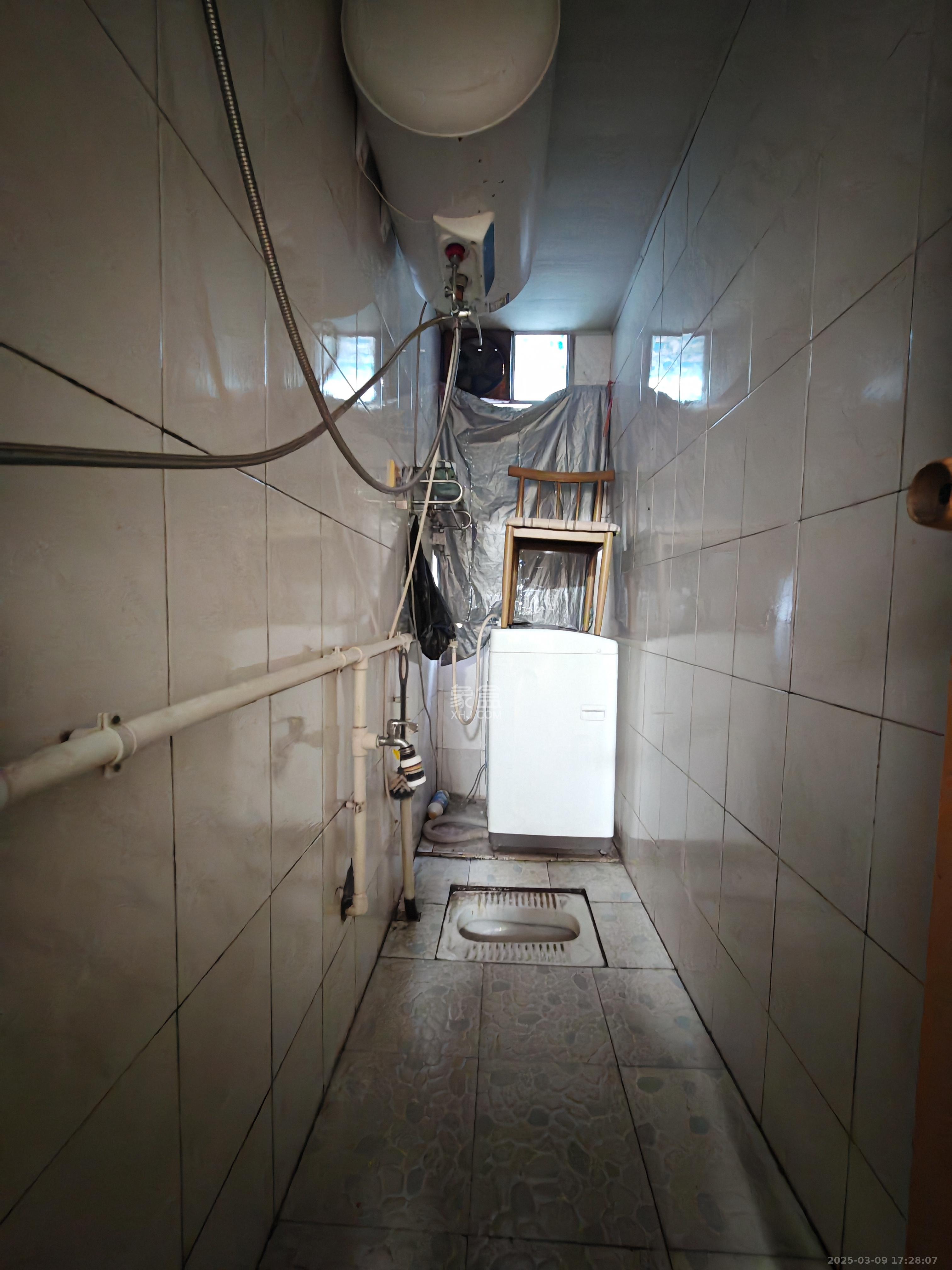 窑塘新村 1室1厅1卫 950.0元/月 窑塘新村 1室1厅1卫 950.0元/月室内图