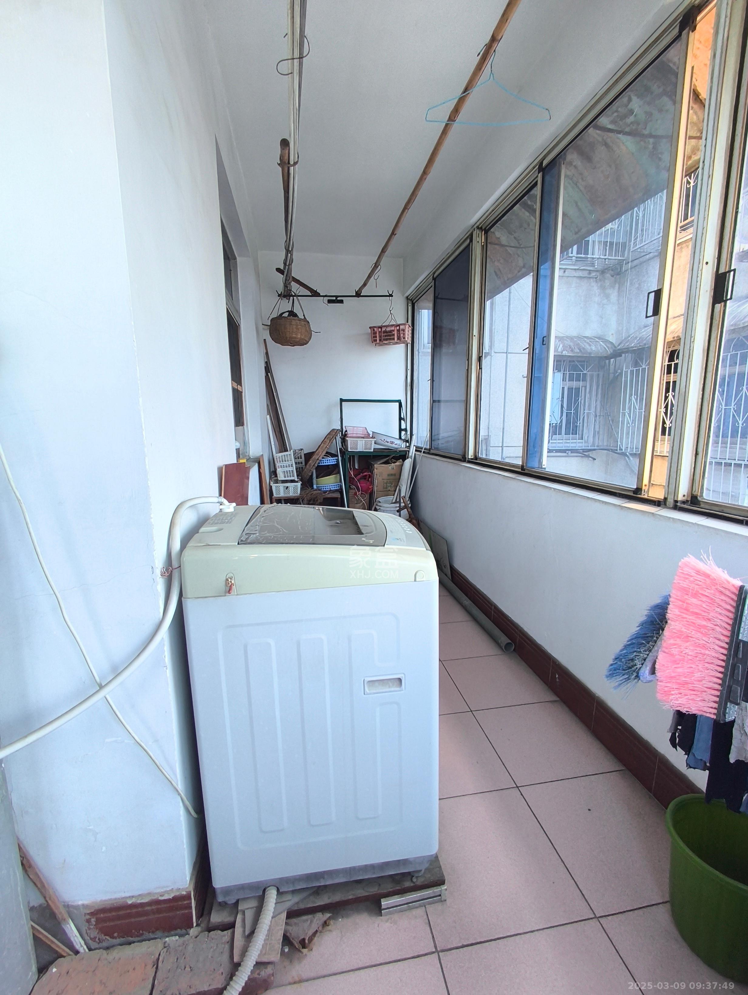 通发公寓  3室2厅1卫   1600.00元/月室内图