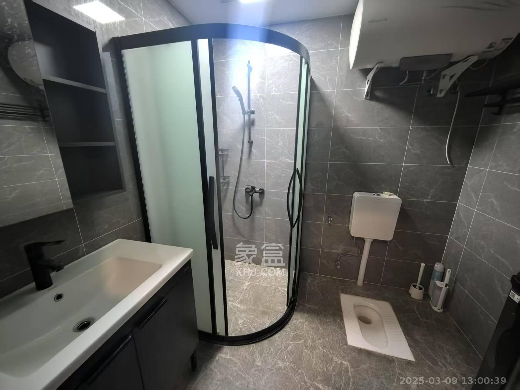 汇景发展环球中心 1室1厅1卫 2600.0元/月 汇景发展环球中心 1室1厅1卫 2600.0元/月室内图