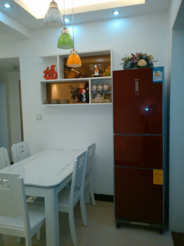 品阁 2室1厅1卫 1500.0元/月 品阁 2室1厅1卫 1500.0元/月室内图