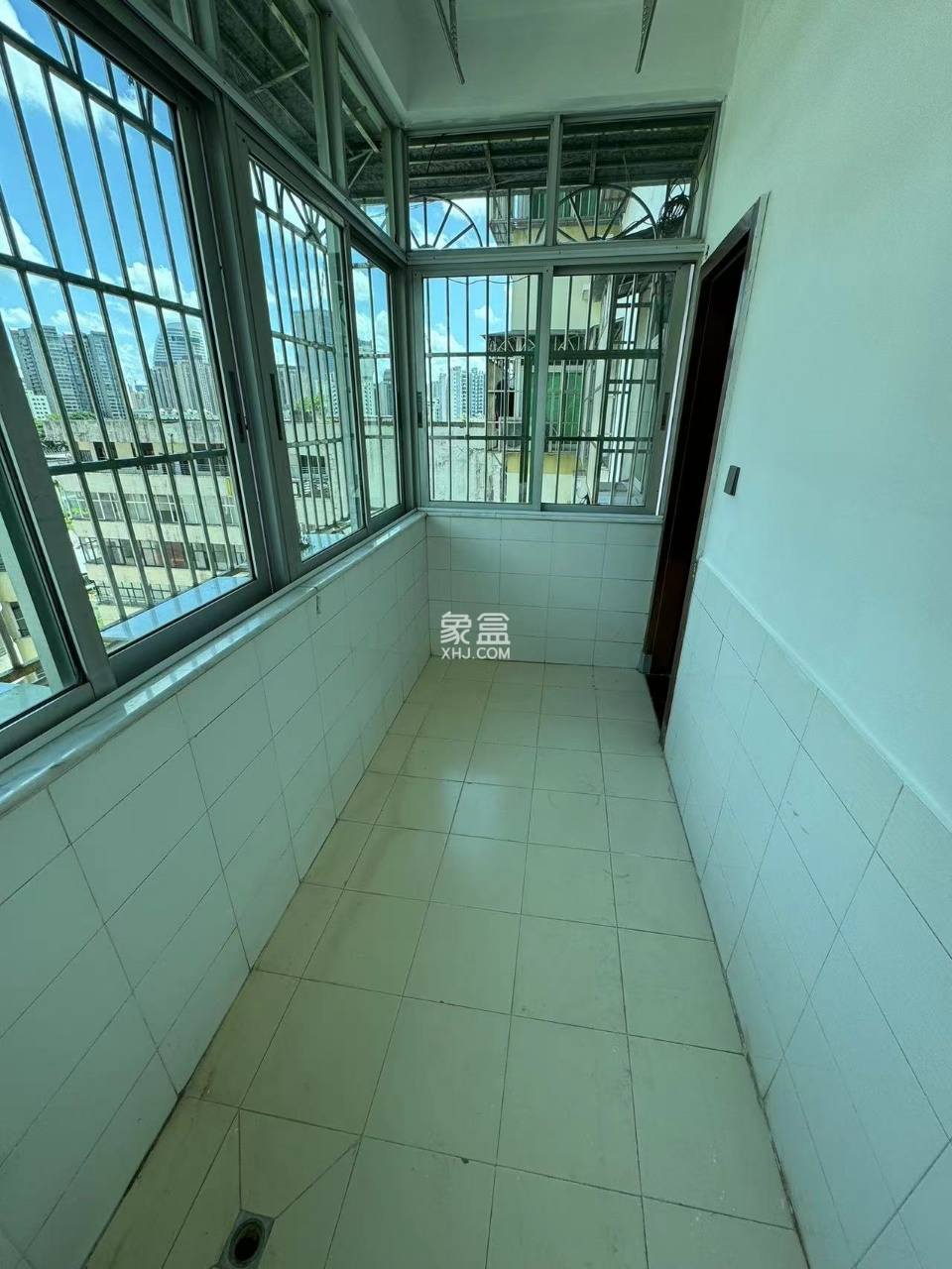 恒利大厦 1室0厅0卫 125.0万 恒利大厦 1室0厅0卫 125.0万室内图