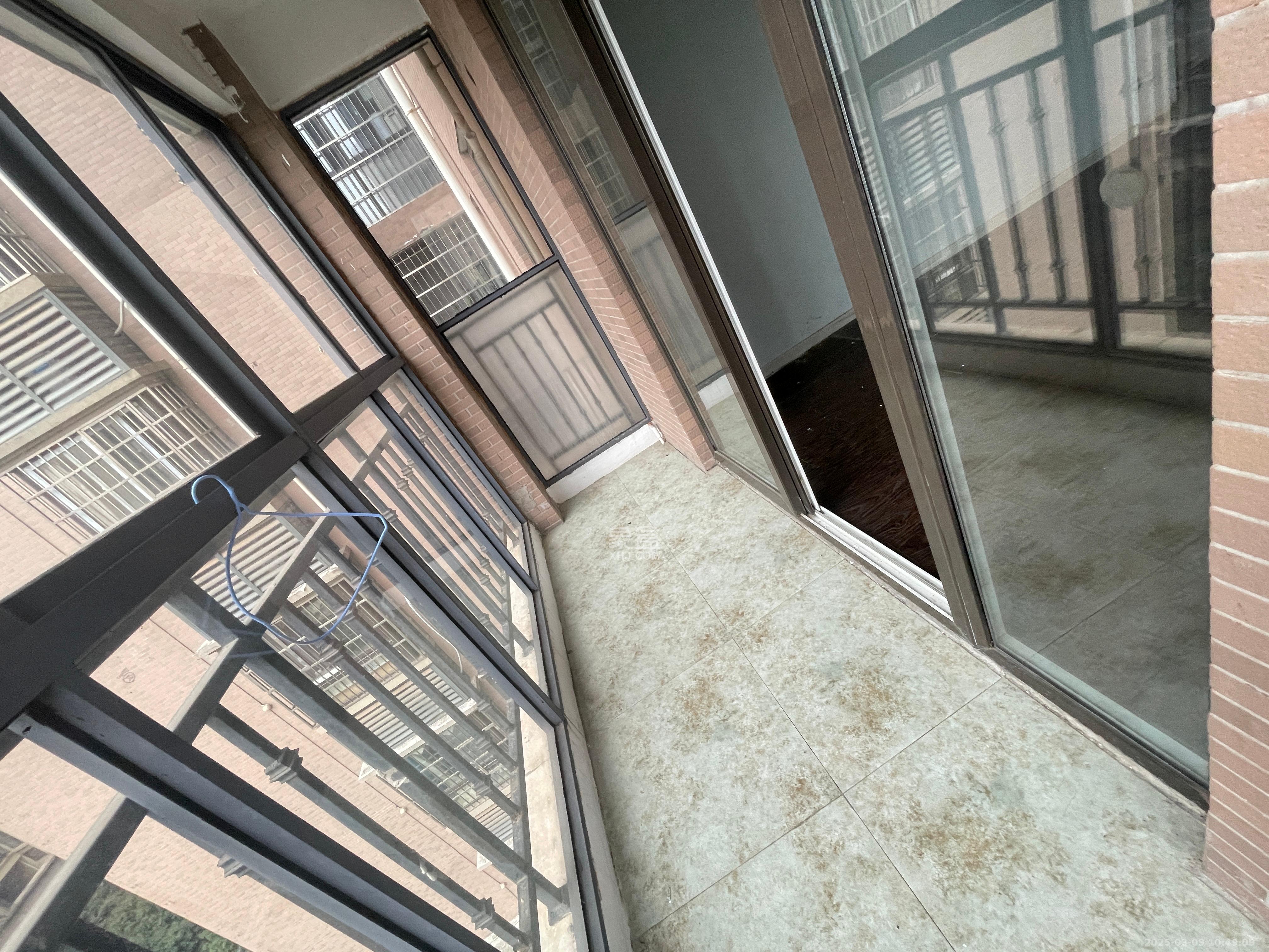 紫云阁 1室1厅1卫 800.0元/月 紫云阁 1室1厅1卫 800.0元/月室内图