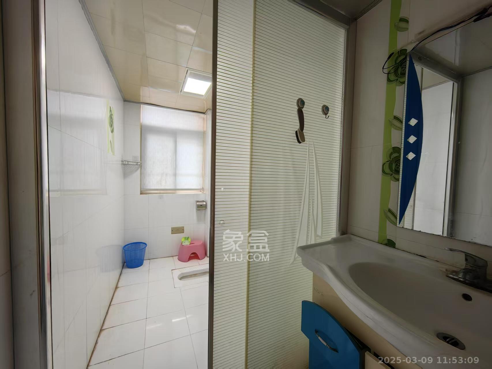 金碧文华 3室2厅2卫 2100.0元/月 金碧文华 3室2厅2卫 2100.0元/月室内图