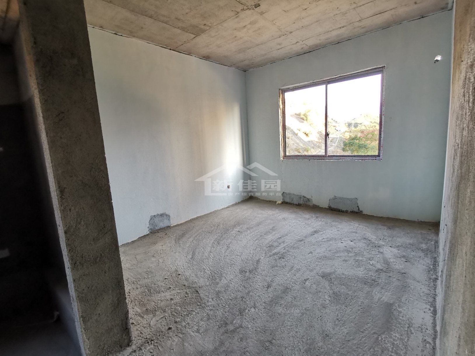 空港新城二期  3室2厅2卫    41.8万 空港新城二期  3室2厅2卫    41.8万卧室