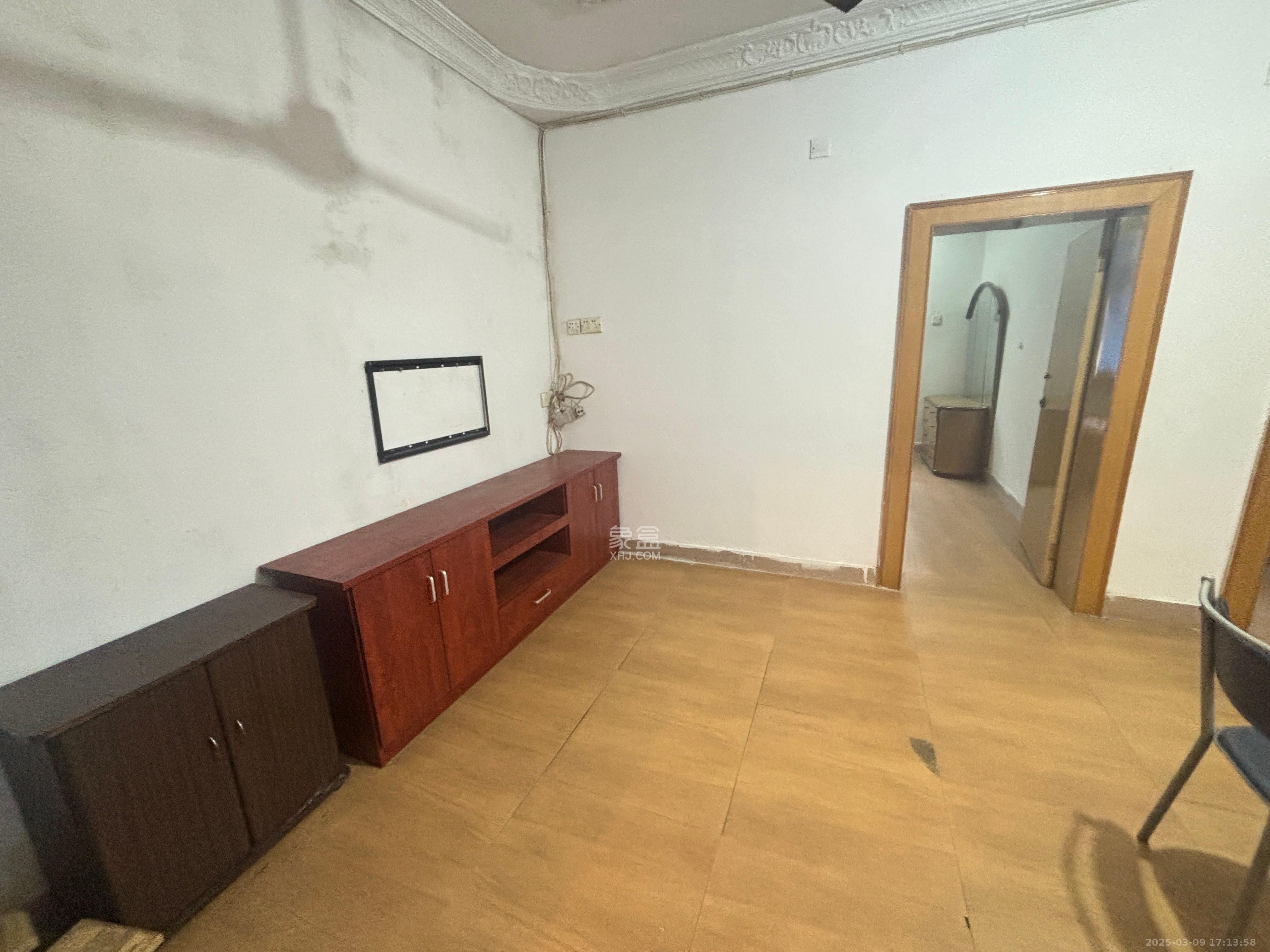 中建五局信和苑四区  2室1厅1卫   1450.00元/月室内图